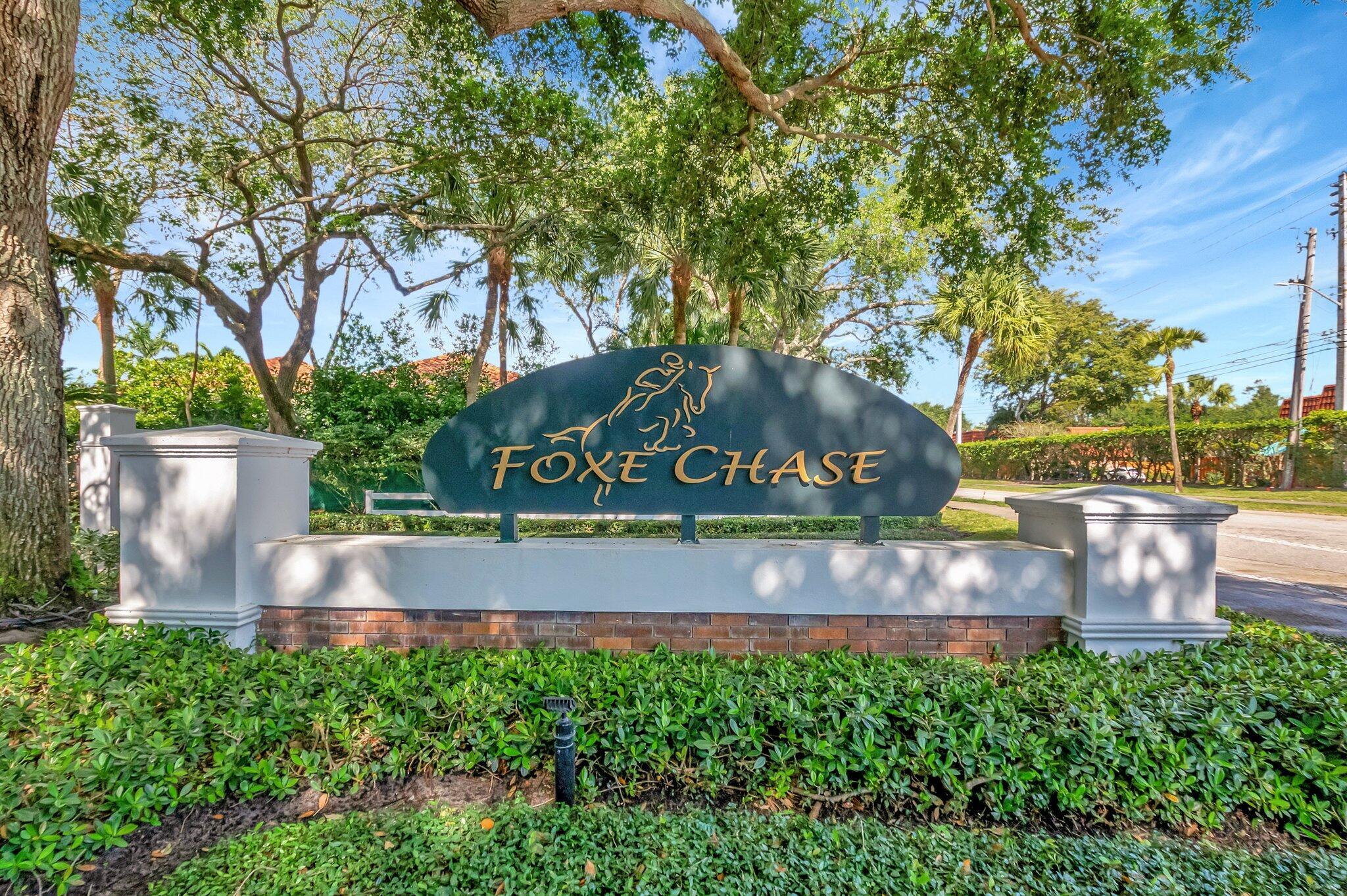 FOXE CHASE - Residential