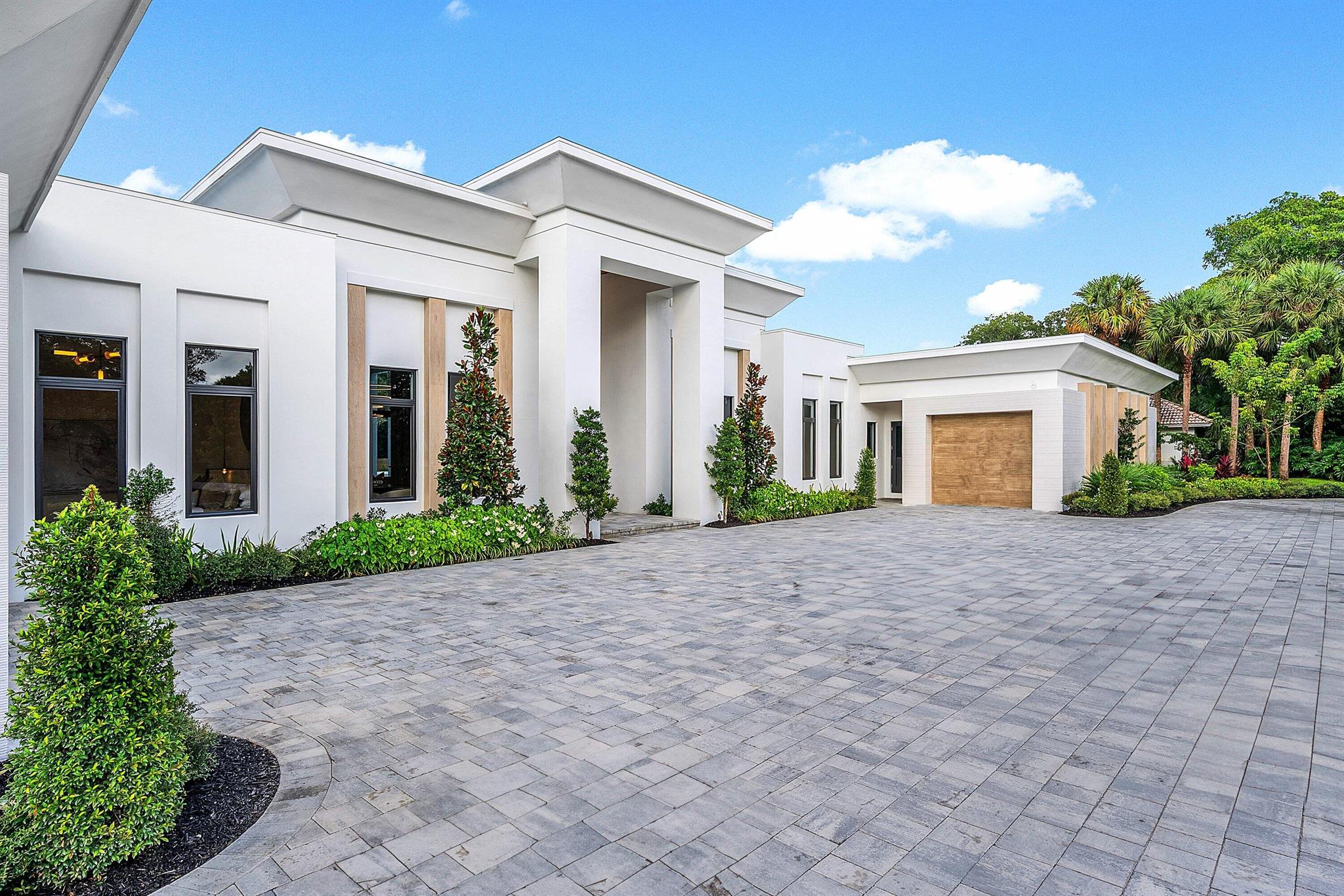 FOXE CHASE - Residential