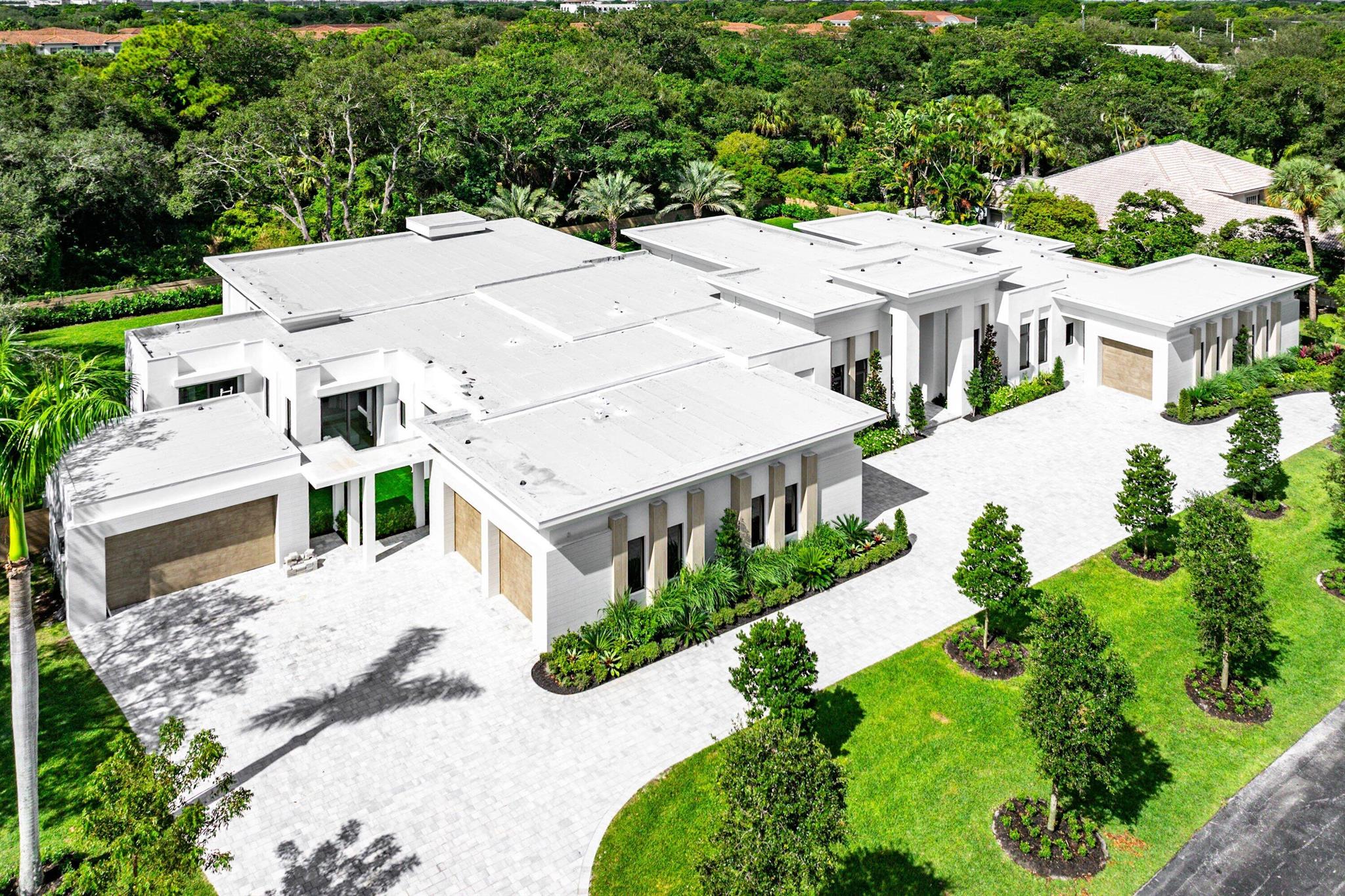 FOXE CHASE - Residential