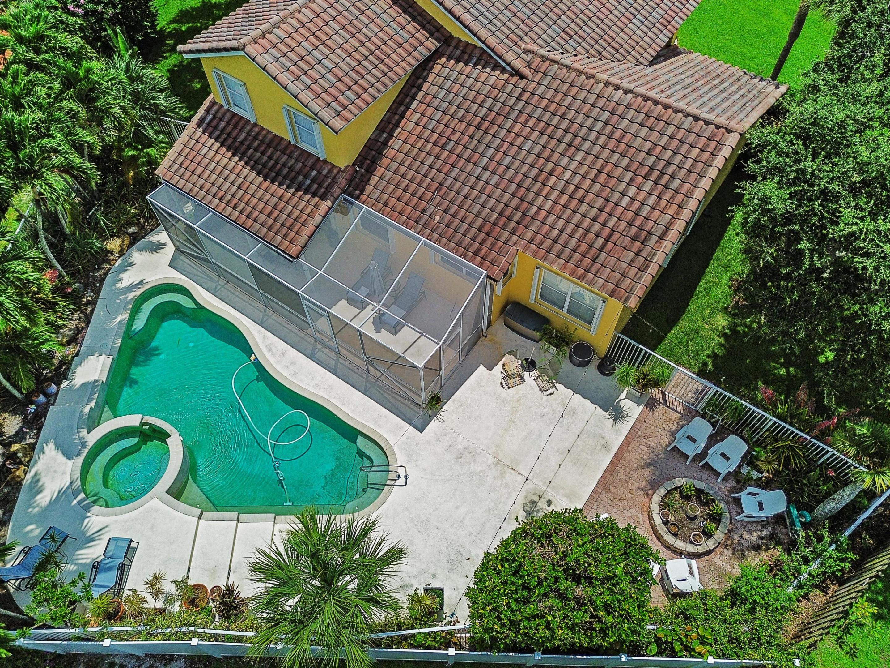 LAKE CHARLESTON - Residential