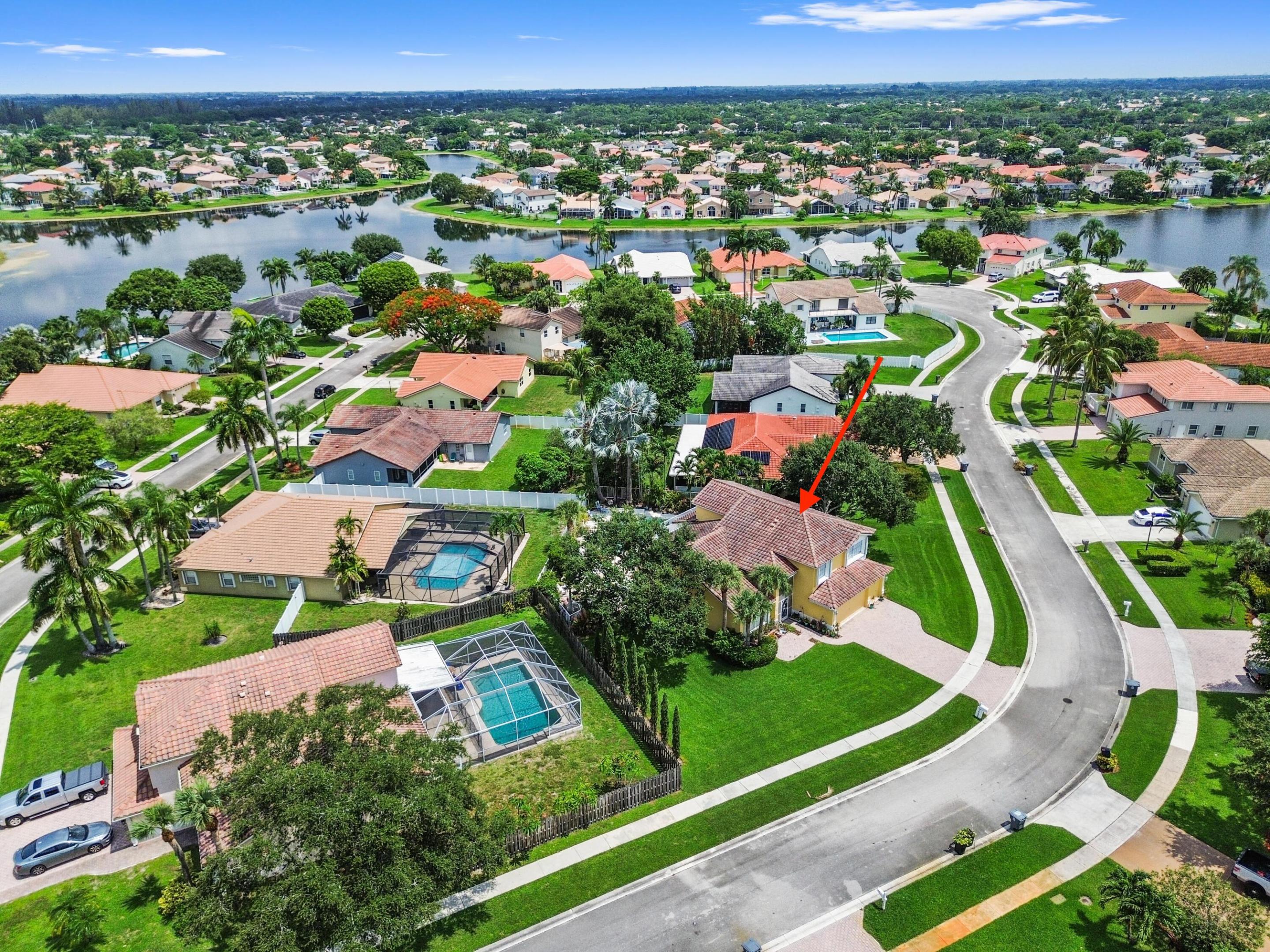LAKE CHARLESTON - Residential