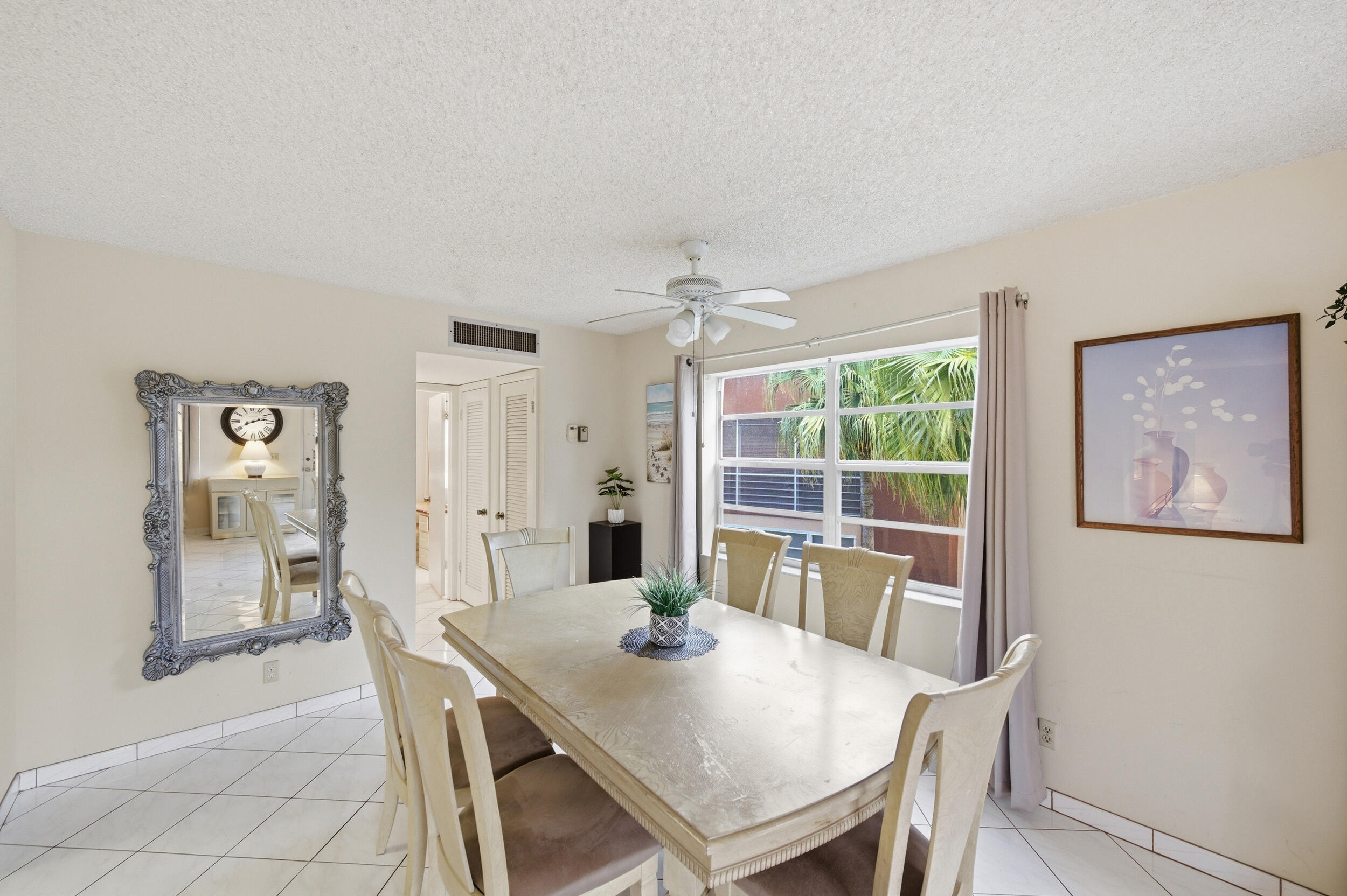 KINGS POINT - Residential Lease