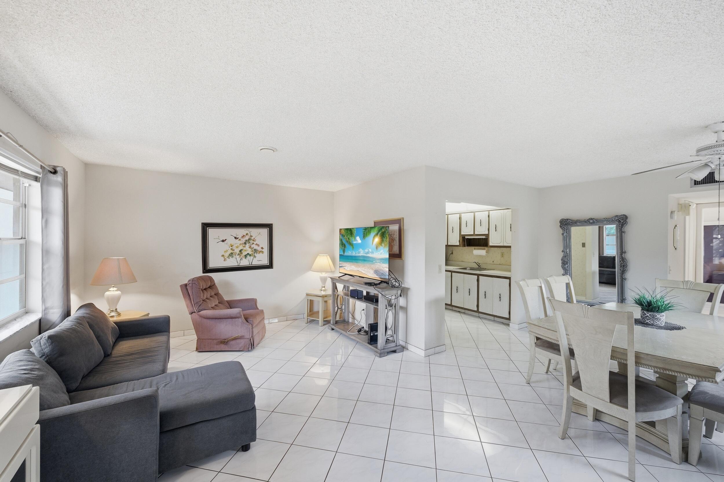 KINGS POINT - Residential Lease