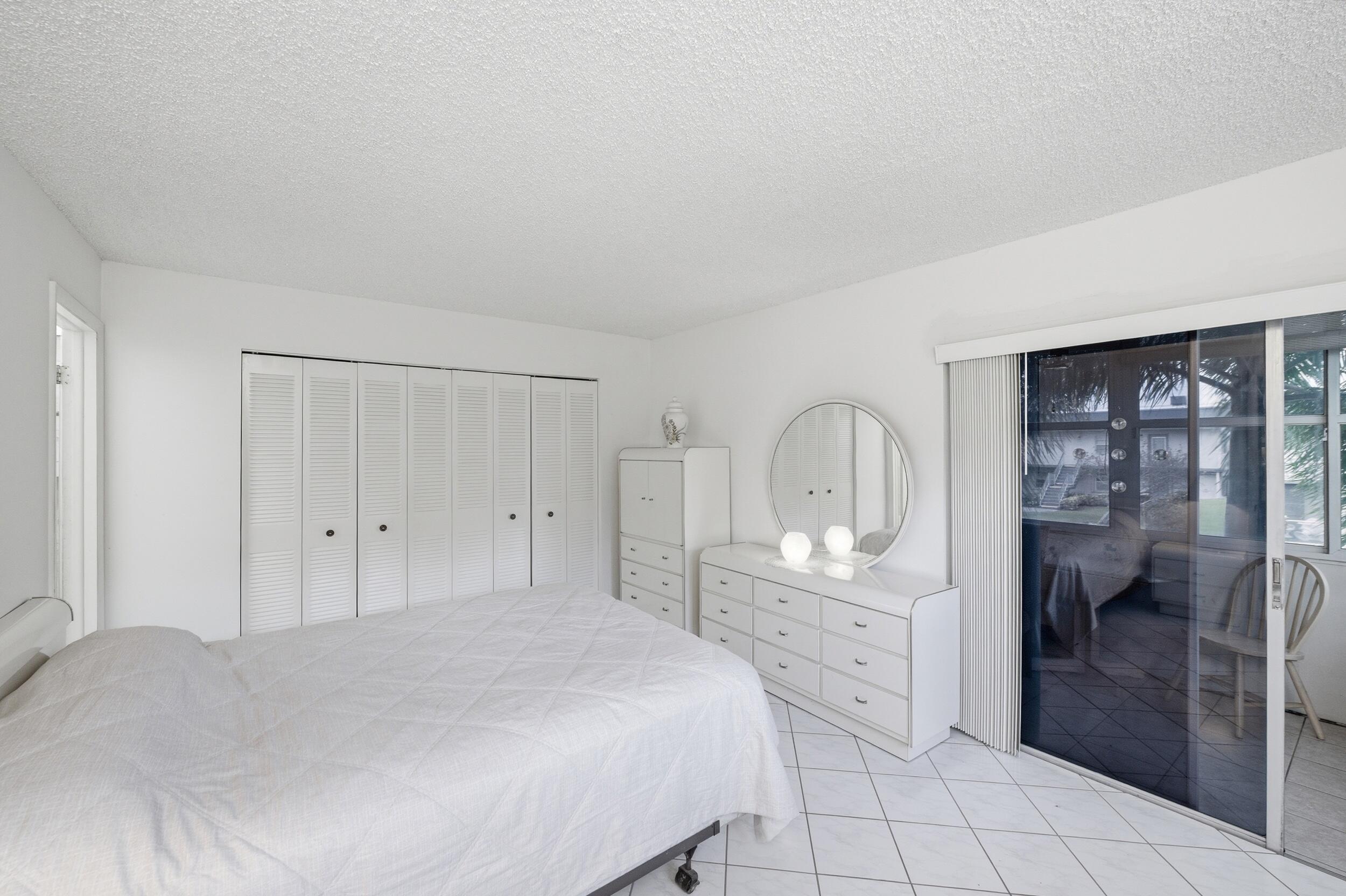 KINGS POINT - Residential Lease