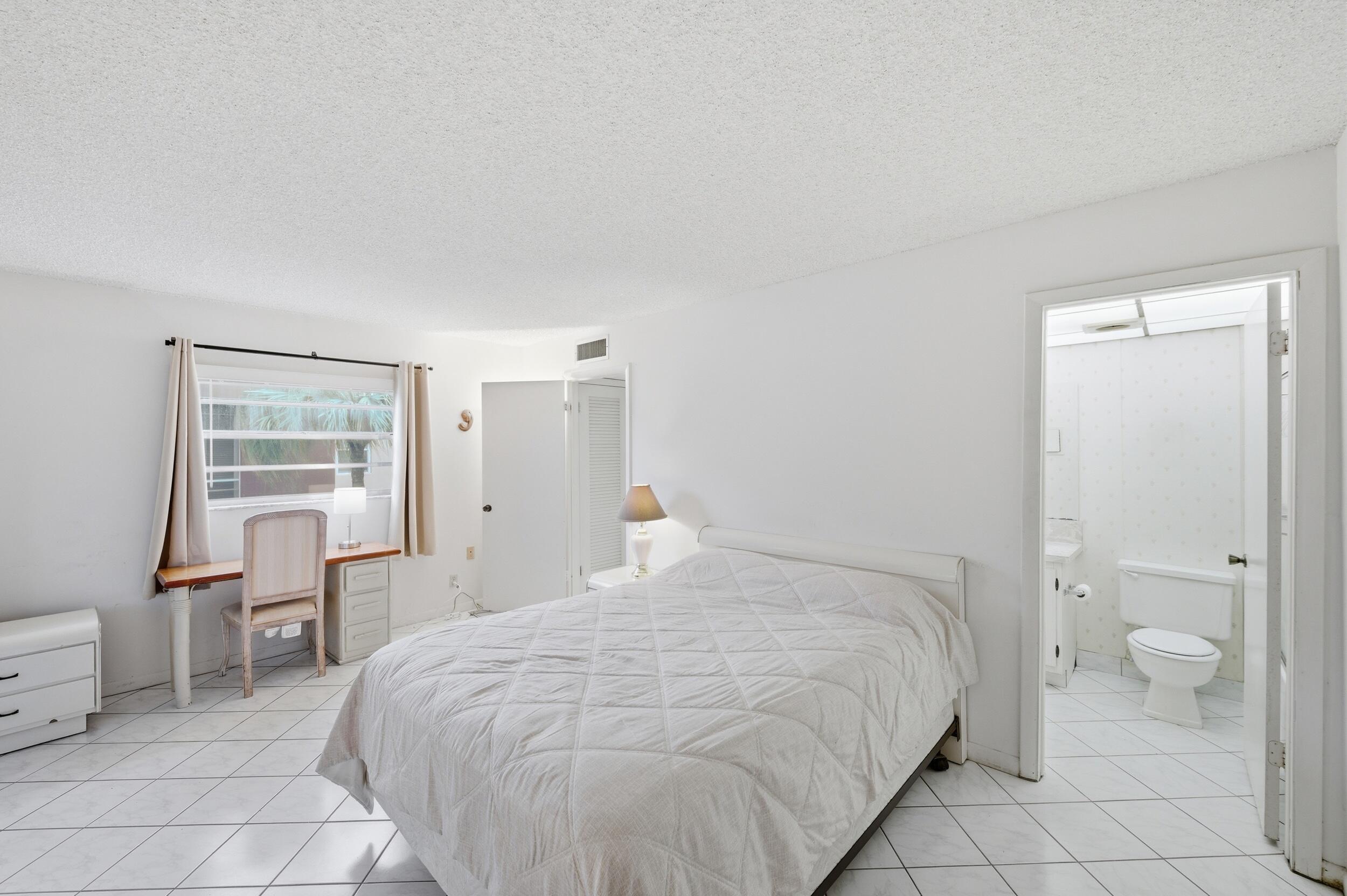 KINGS POINT - Residential Lease