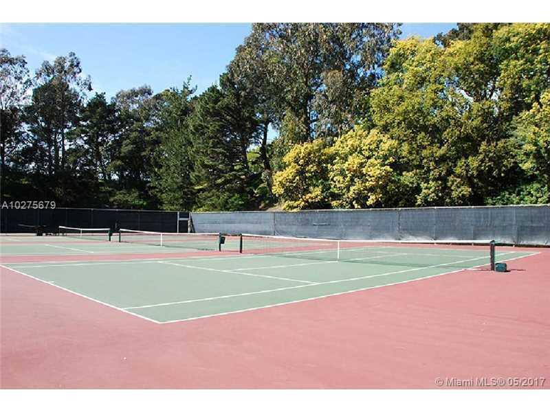 PALM BEACH PLACE CONDO - Residential Lease
