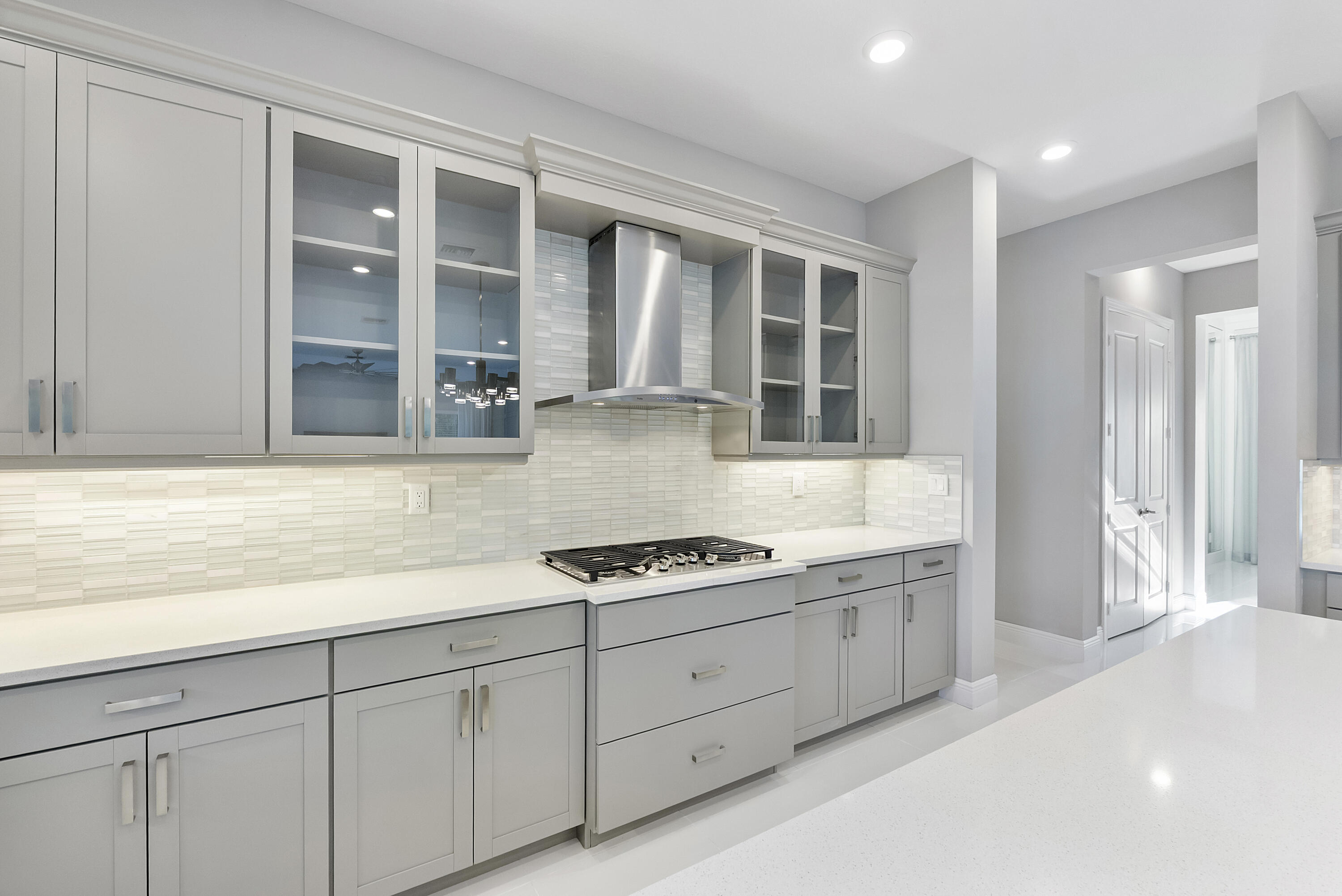 PARKLAND BAY - Residential