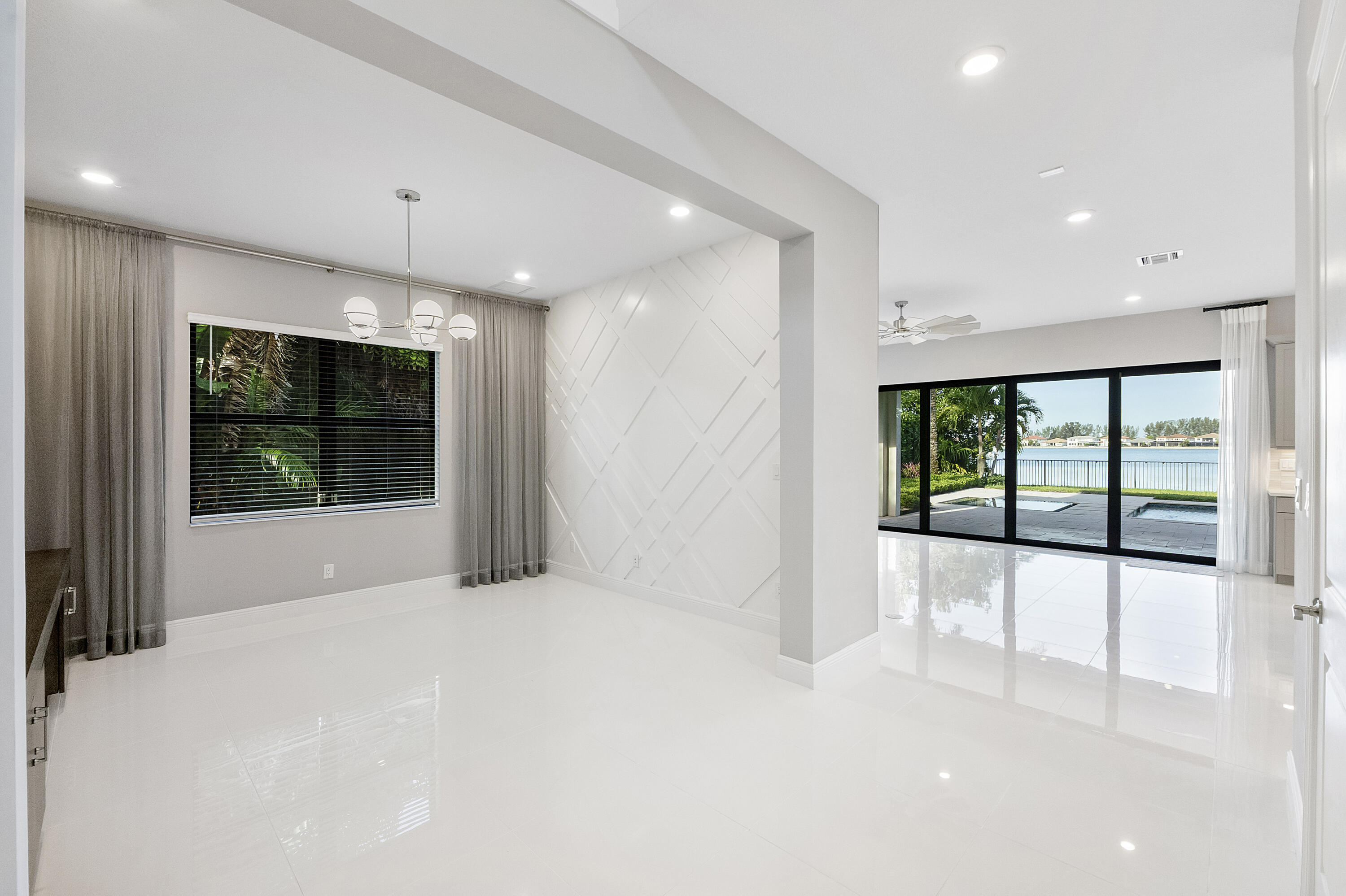PARKLAND BAY - Residential