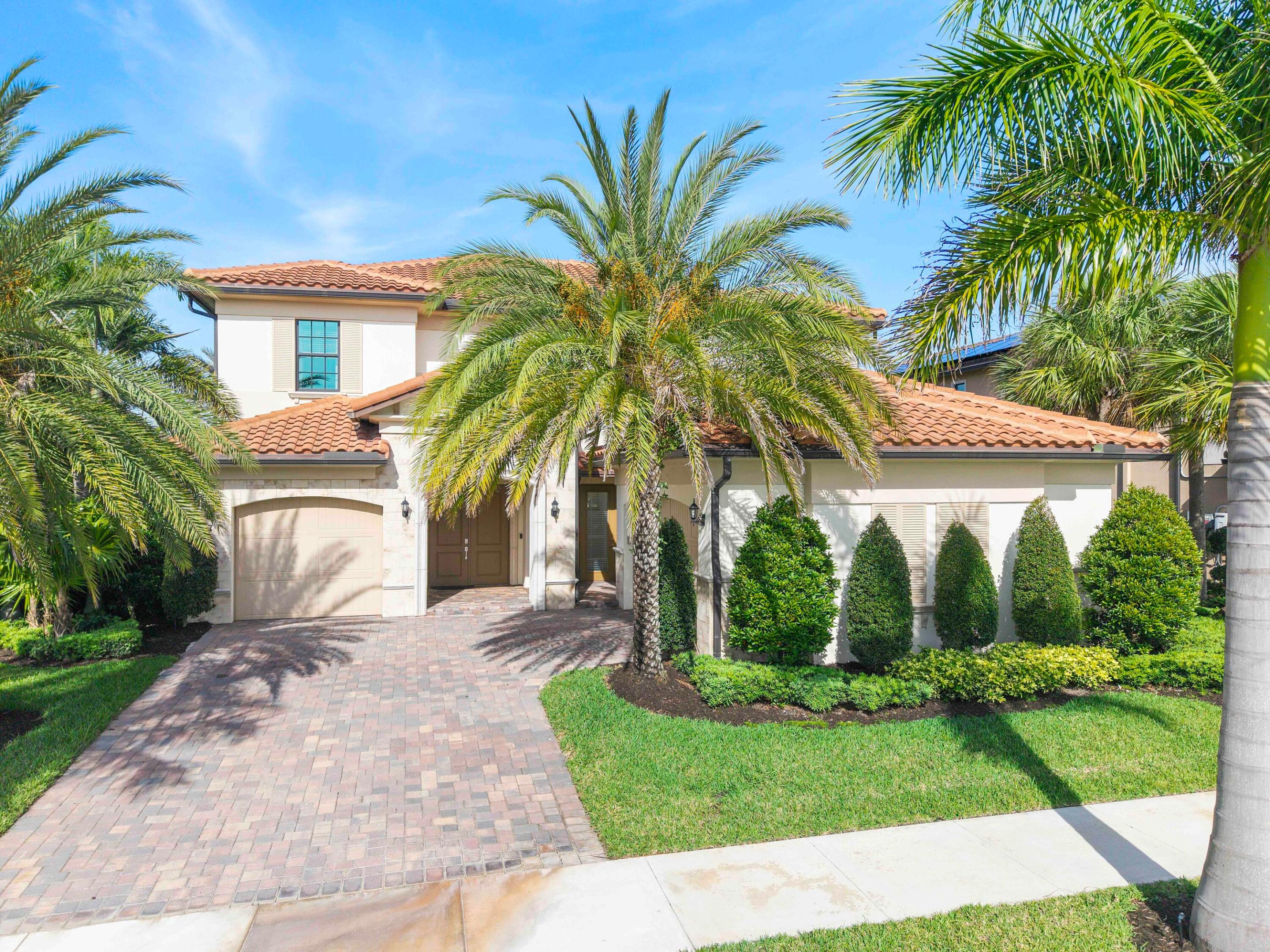 PARKLAND BAY - Residential