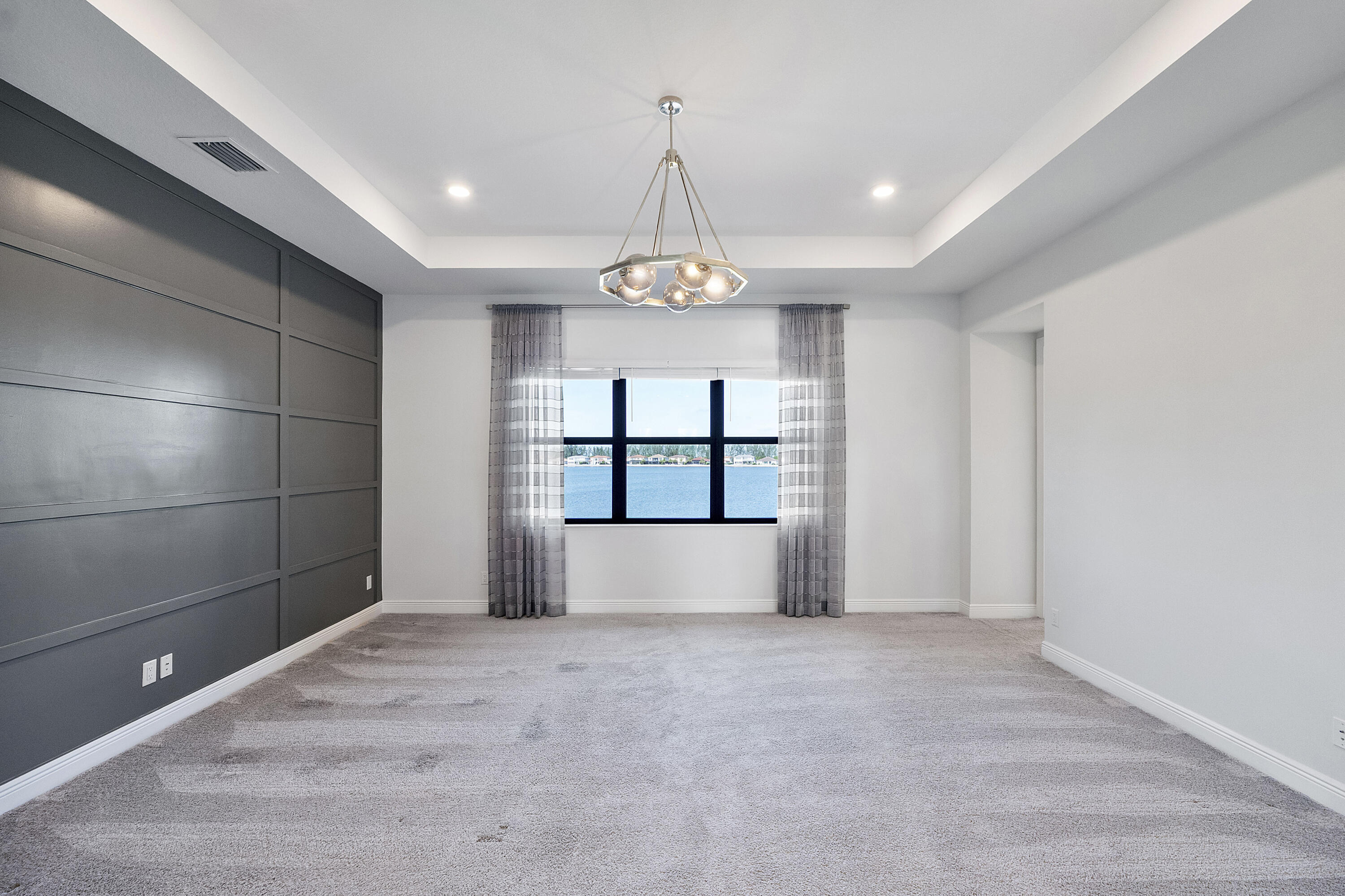 PARKLAND BAY - Residential