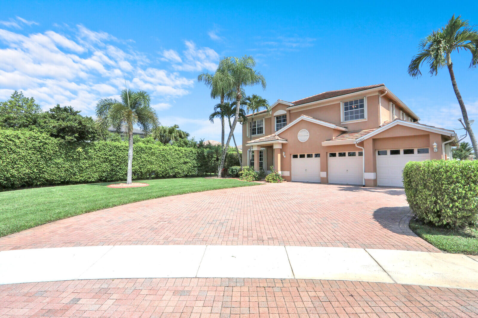 LAKEFIELD OF THE LANDINGS AT WELLINGTON 3B - Residential