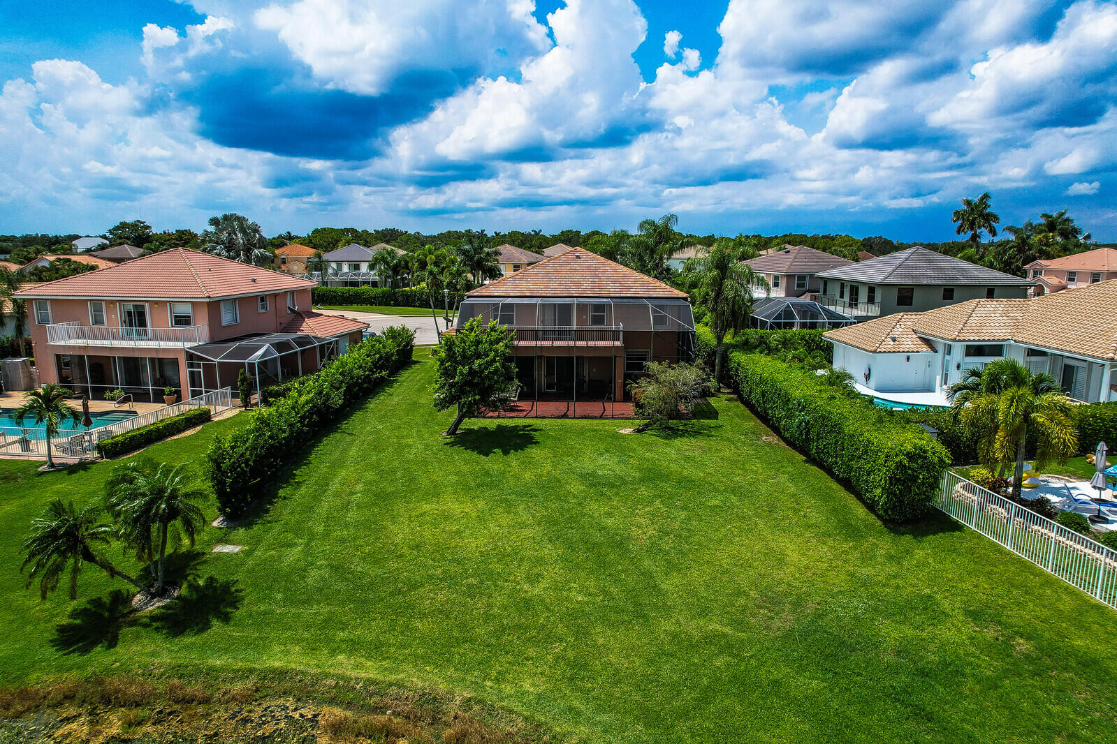 LAKEFIELD OF THE LANDINGS AT WELLINGTON 3B - Residential