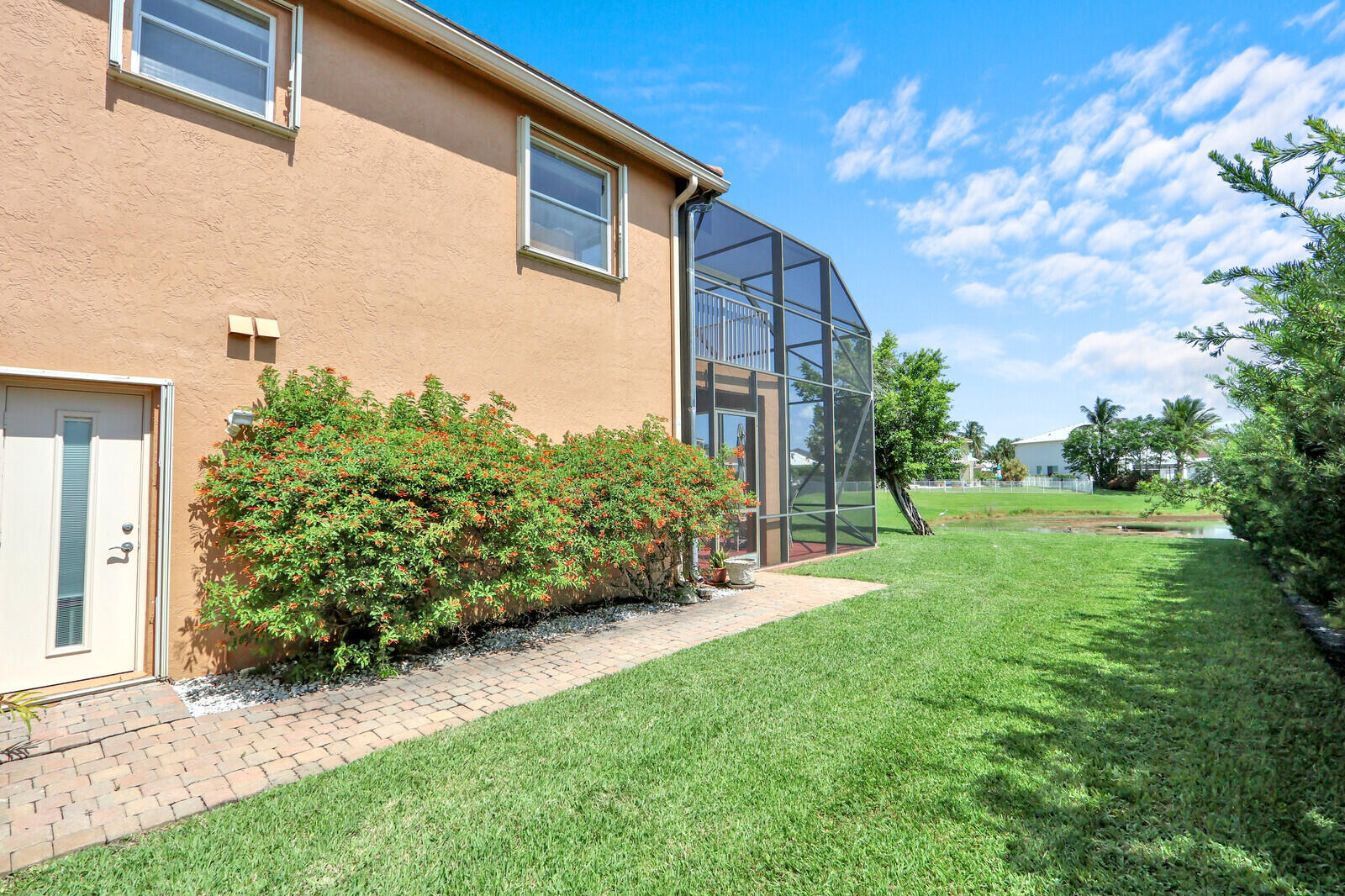 LAKEFIELD OF THE LANDINGS AT WELLINGTON 3B - Residential