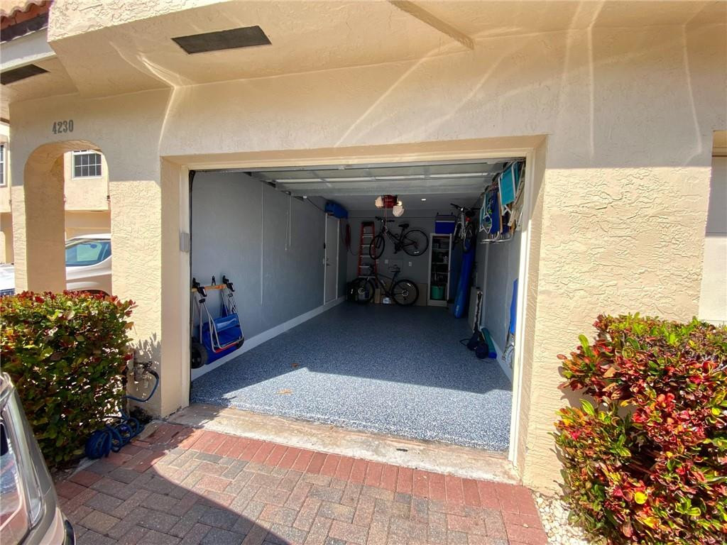HOLLYWOOD CENTRAL BEACH - Residential Lease
