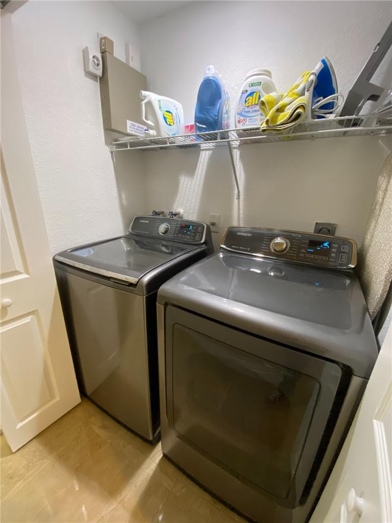 HOLLYWOOD CENTRAL BEACH - Residential Lease