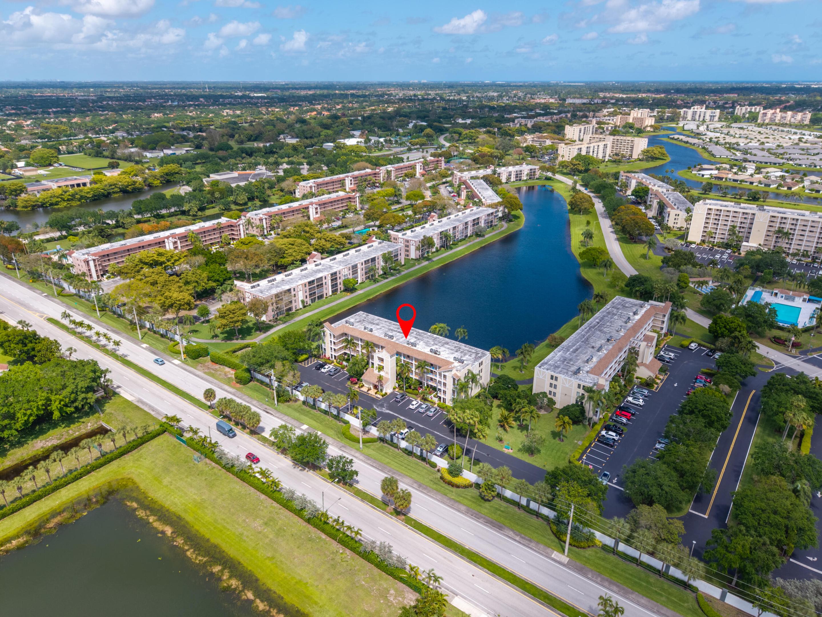 HUNTINGTON LAKES SEC FIVE CONDOS - Residential Lease