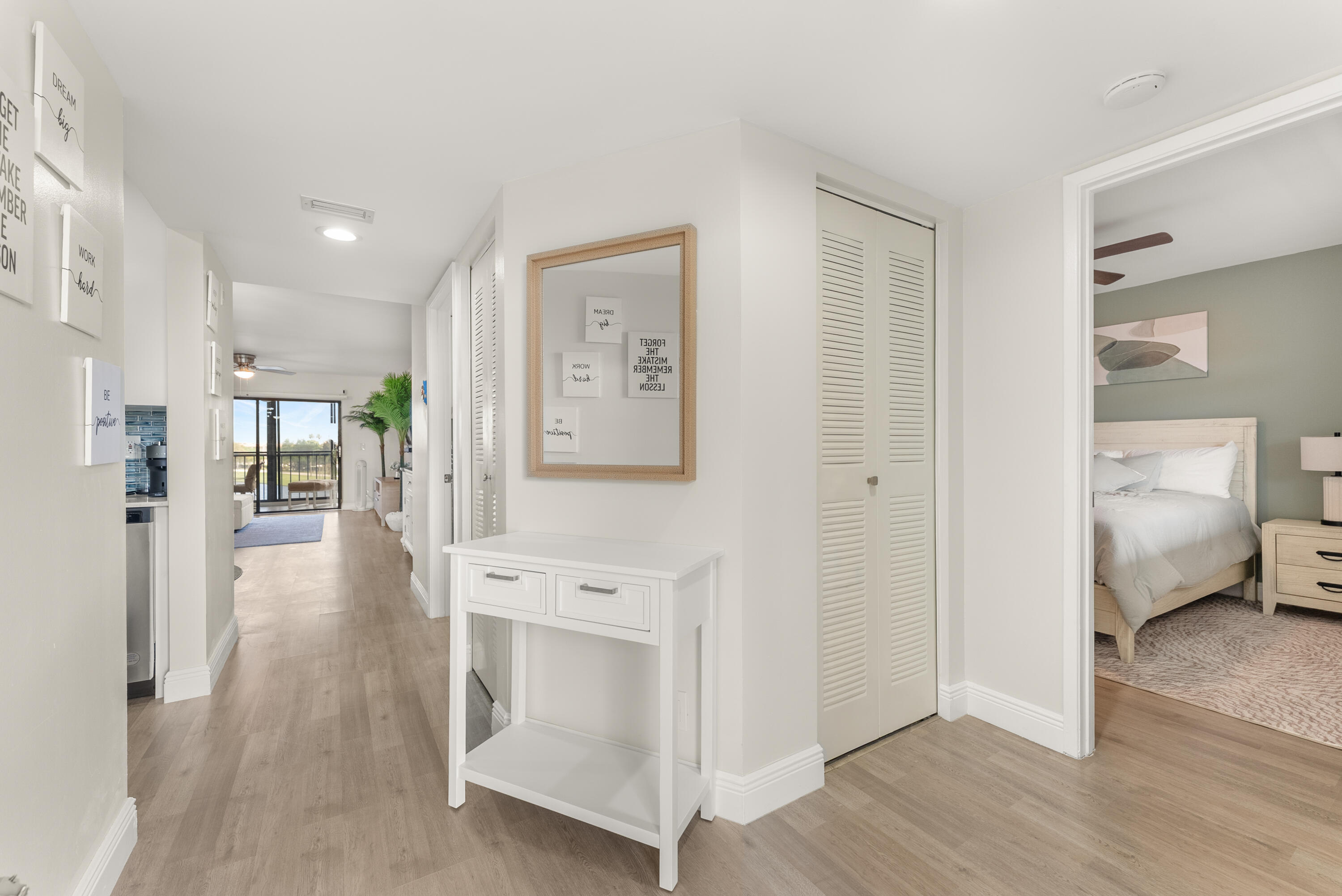 HUNTINGTON LAKES SEC FIVE CONDOS - Residential Lease