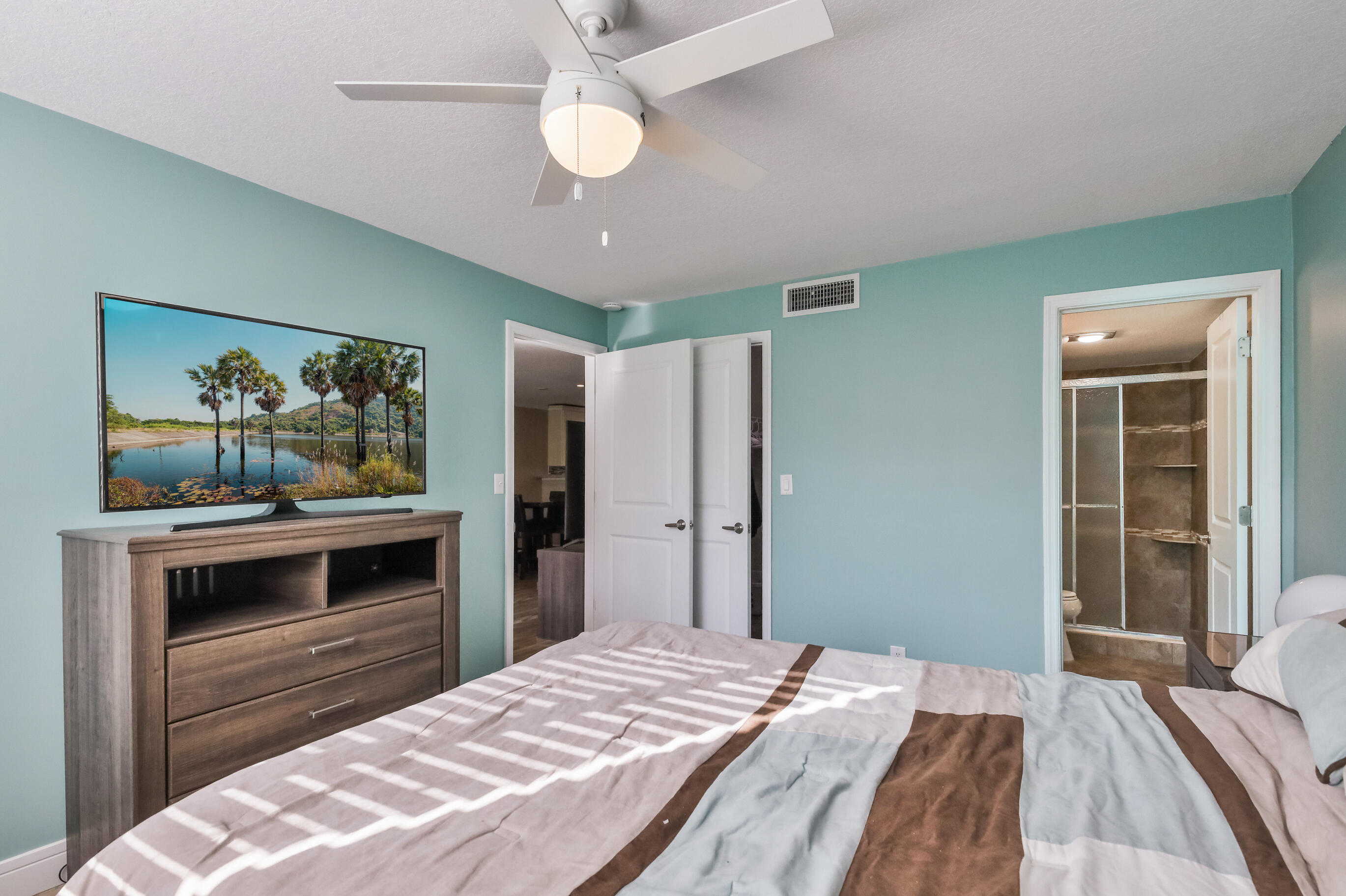FOUNTAINS OF PALM BEACH CONDO 2 - Residential