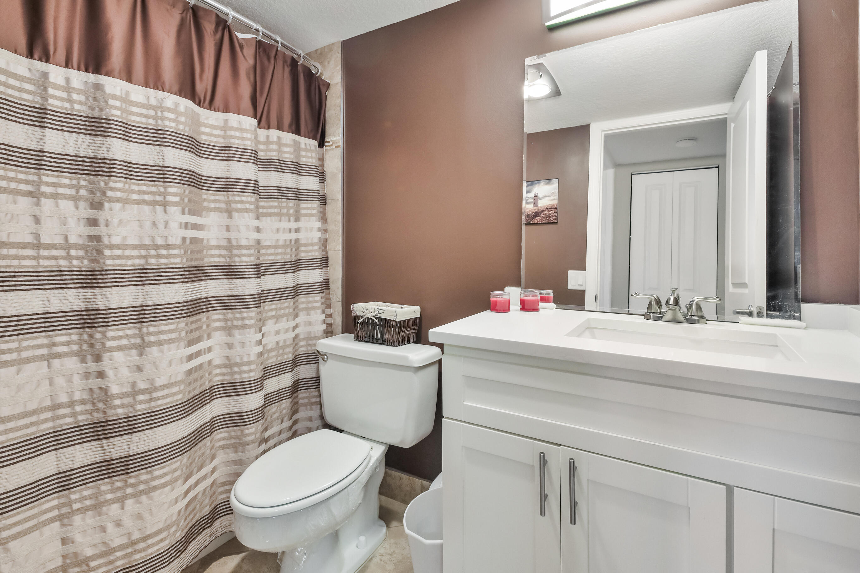 FOUNTAINS OF PALM BEACH CONDO 2 - Residential