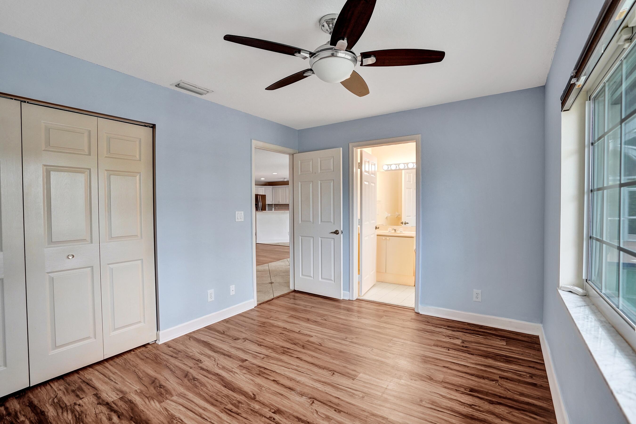 BOYNTON WATERS - Residential