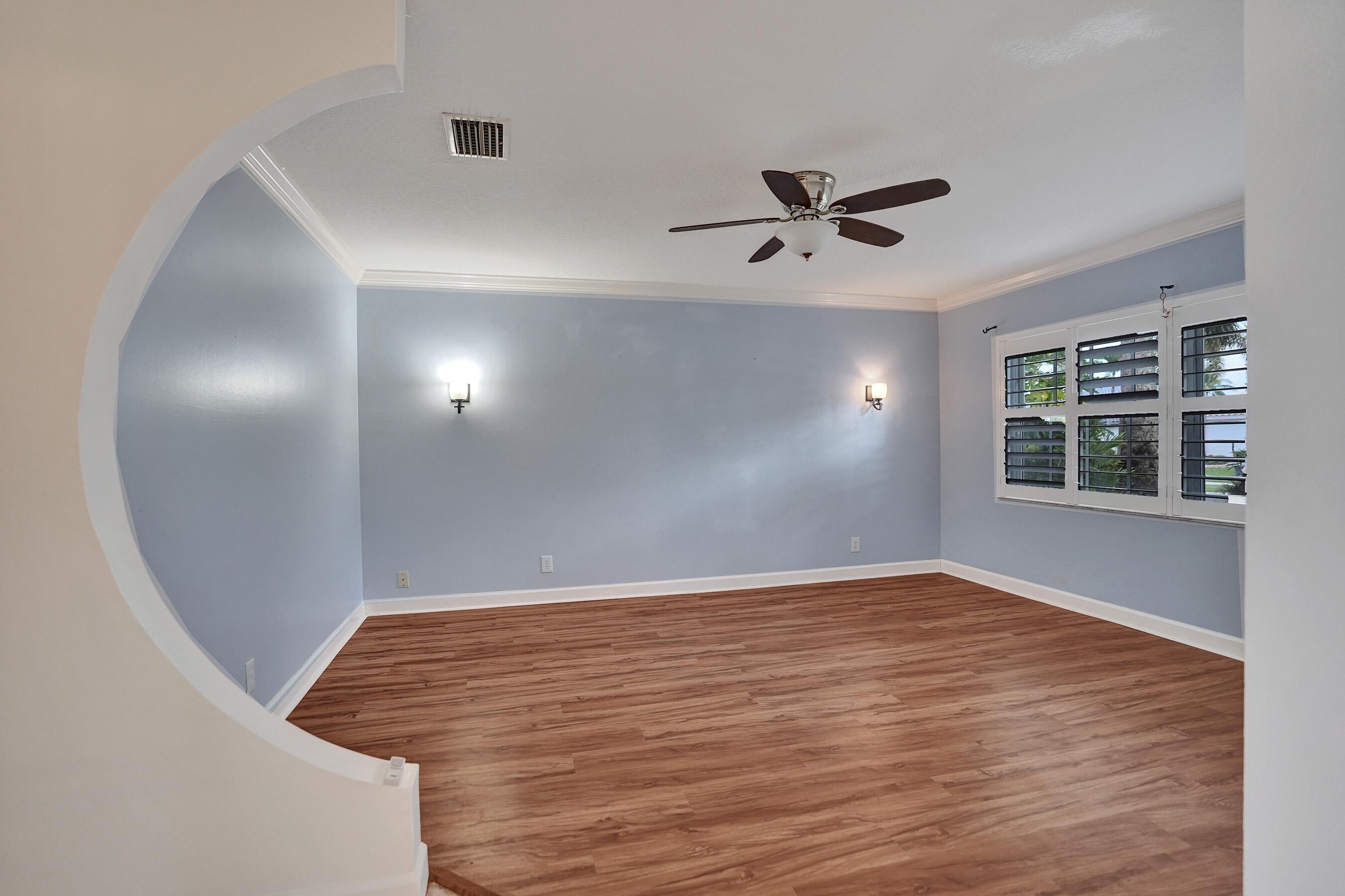 BOYNTON WATERS - Residential