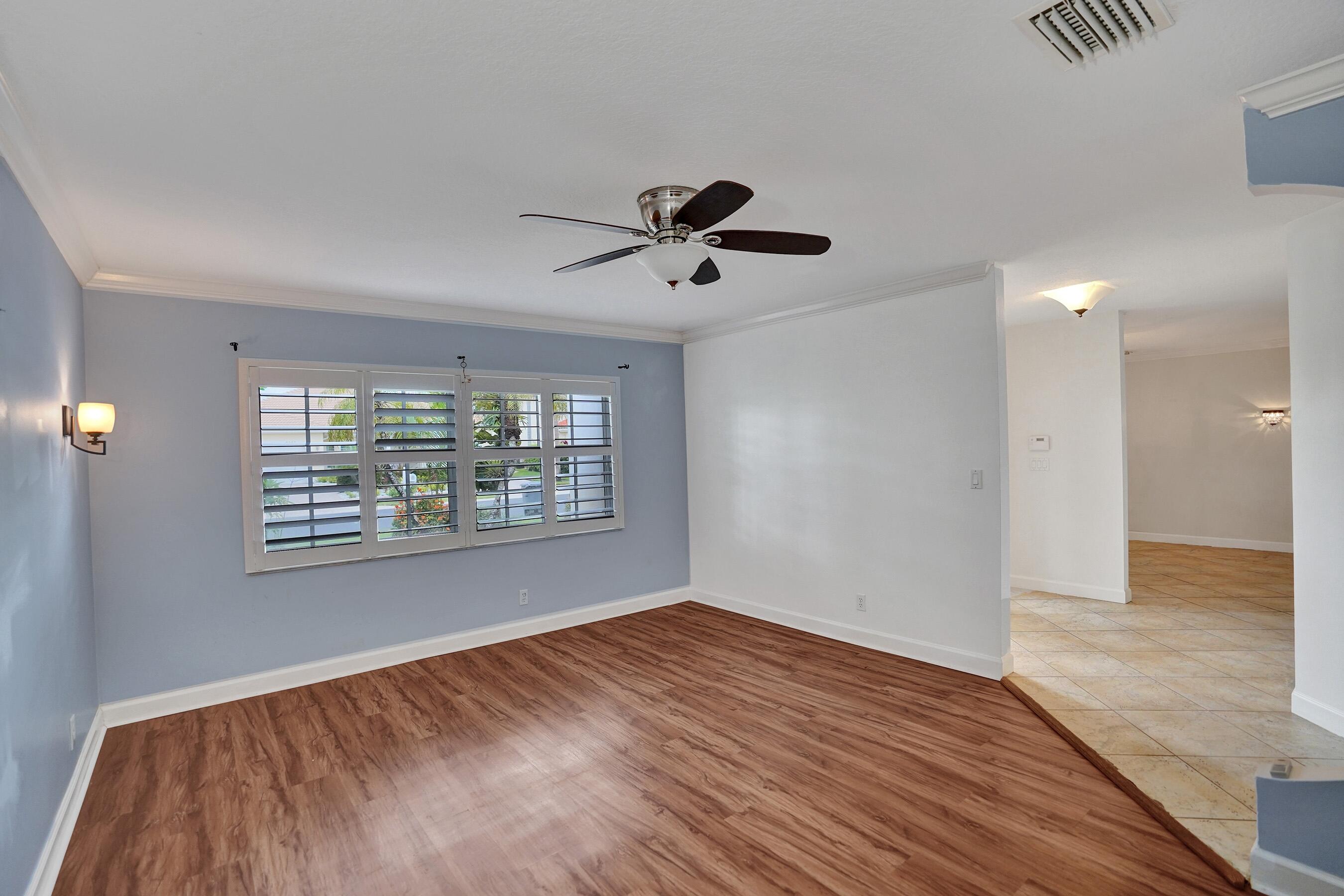 BOYNTON WATERS - Residential