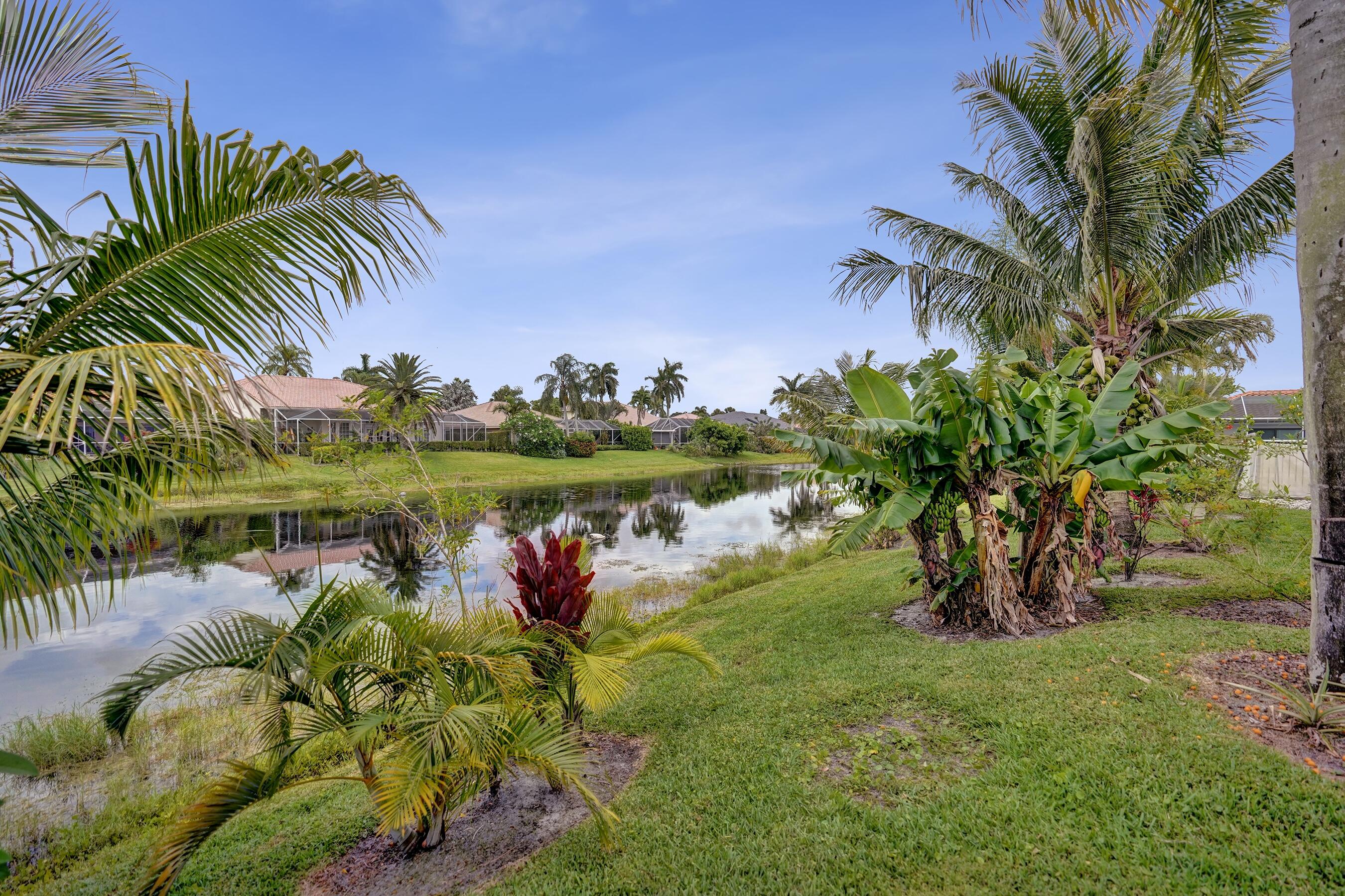 BOYNTON WATERS - Residential