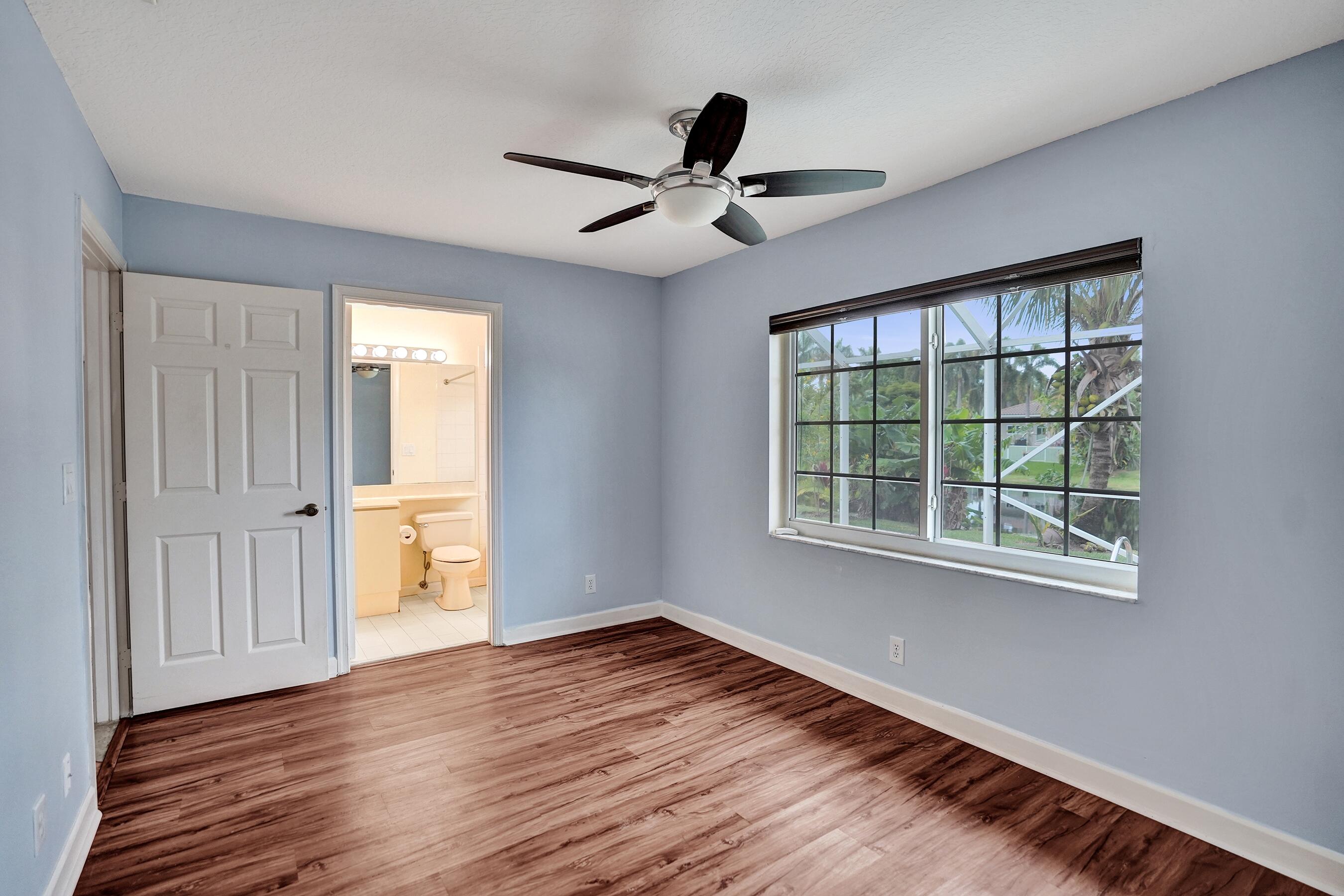 BOYNTON WATERS - Residential