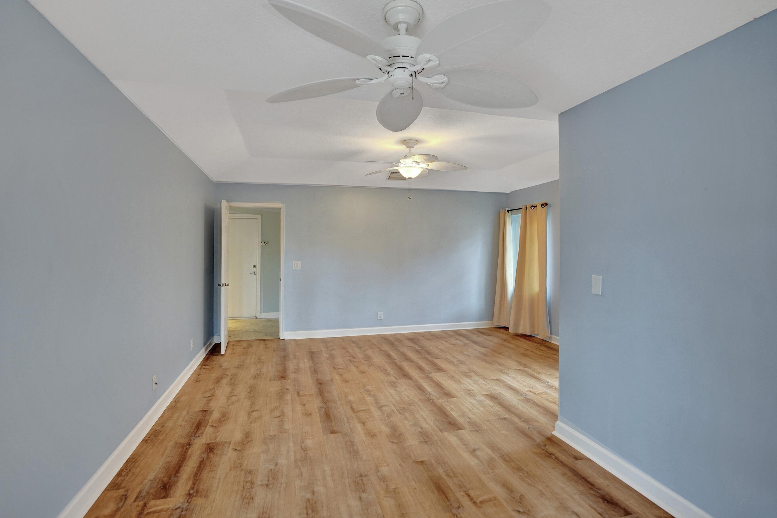 BOYNTON WATERS - Residential