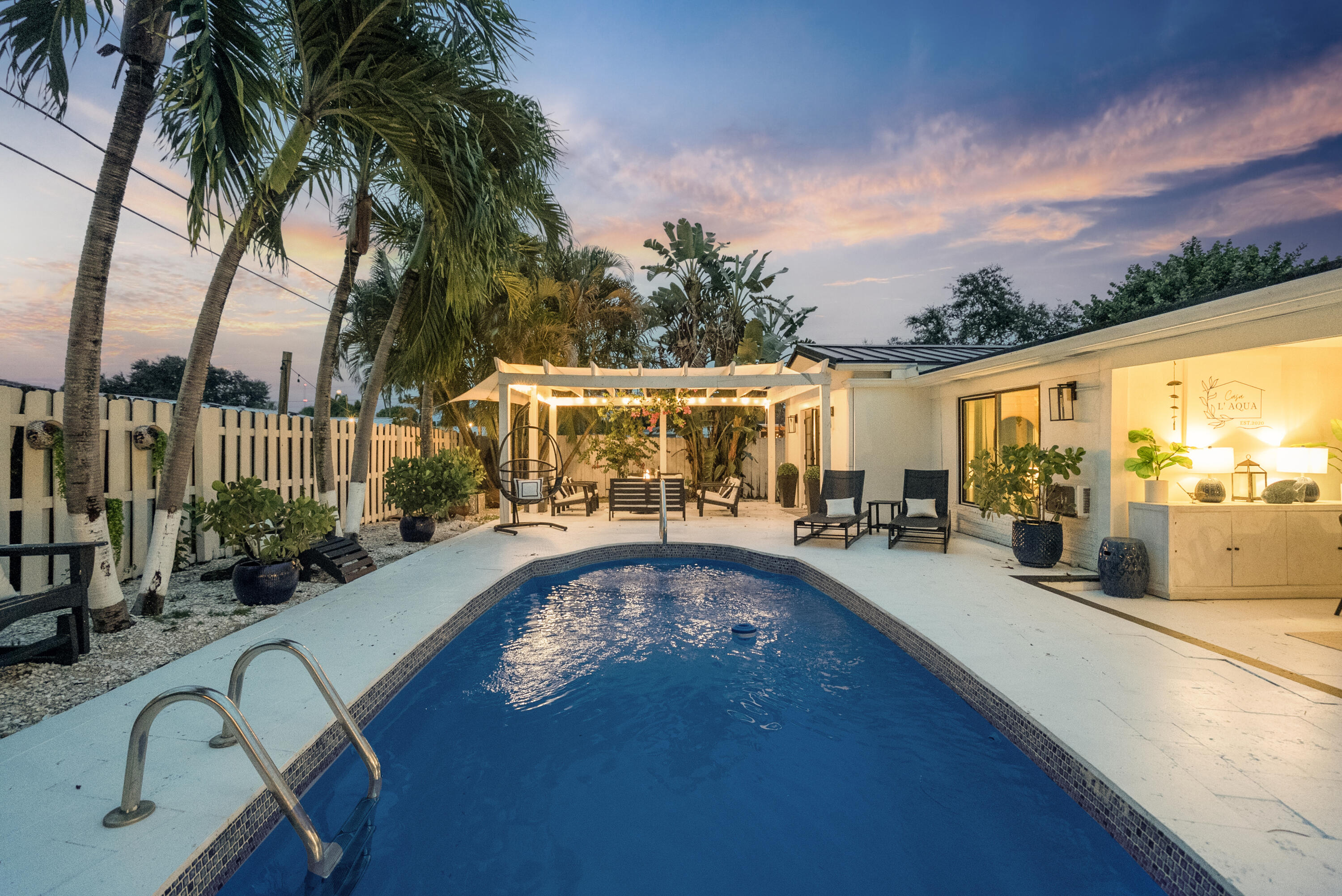 FOREST HILLS - Residential Lease