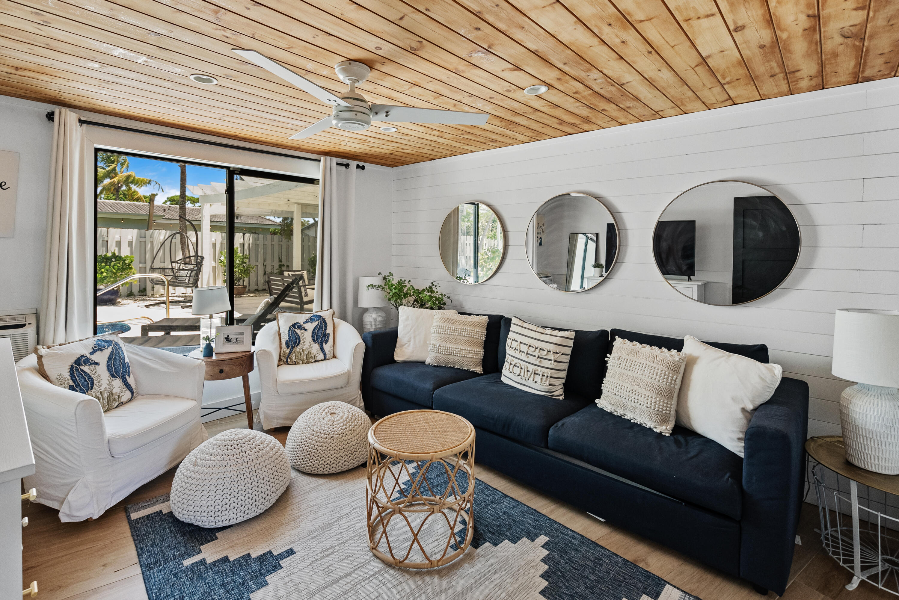 FOREST HILLS - Residential Lease