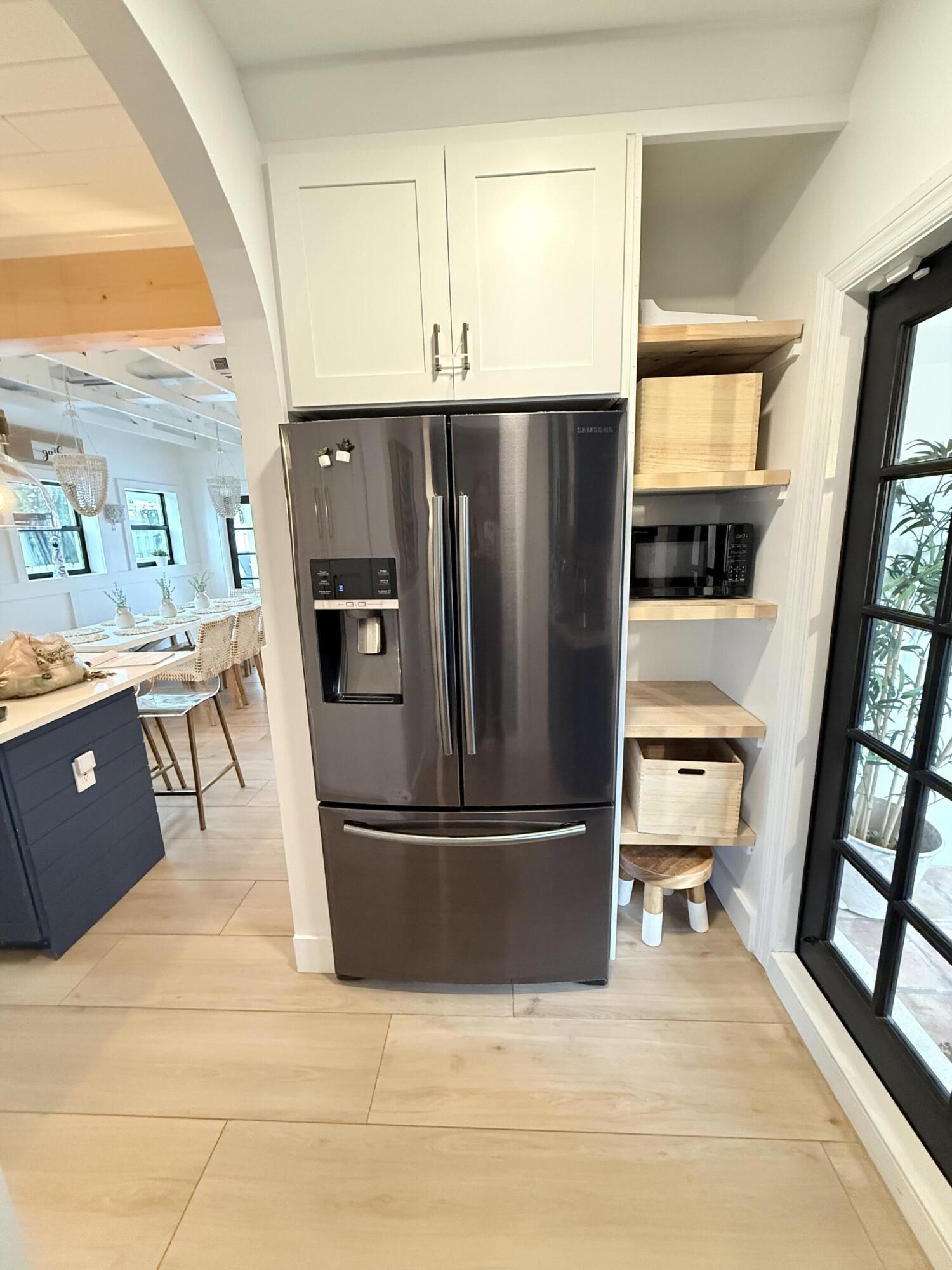 FOREST HILLS - Residential Lease