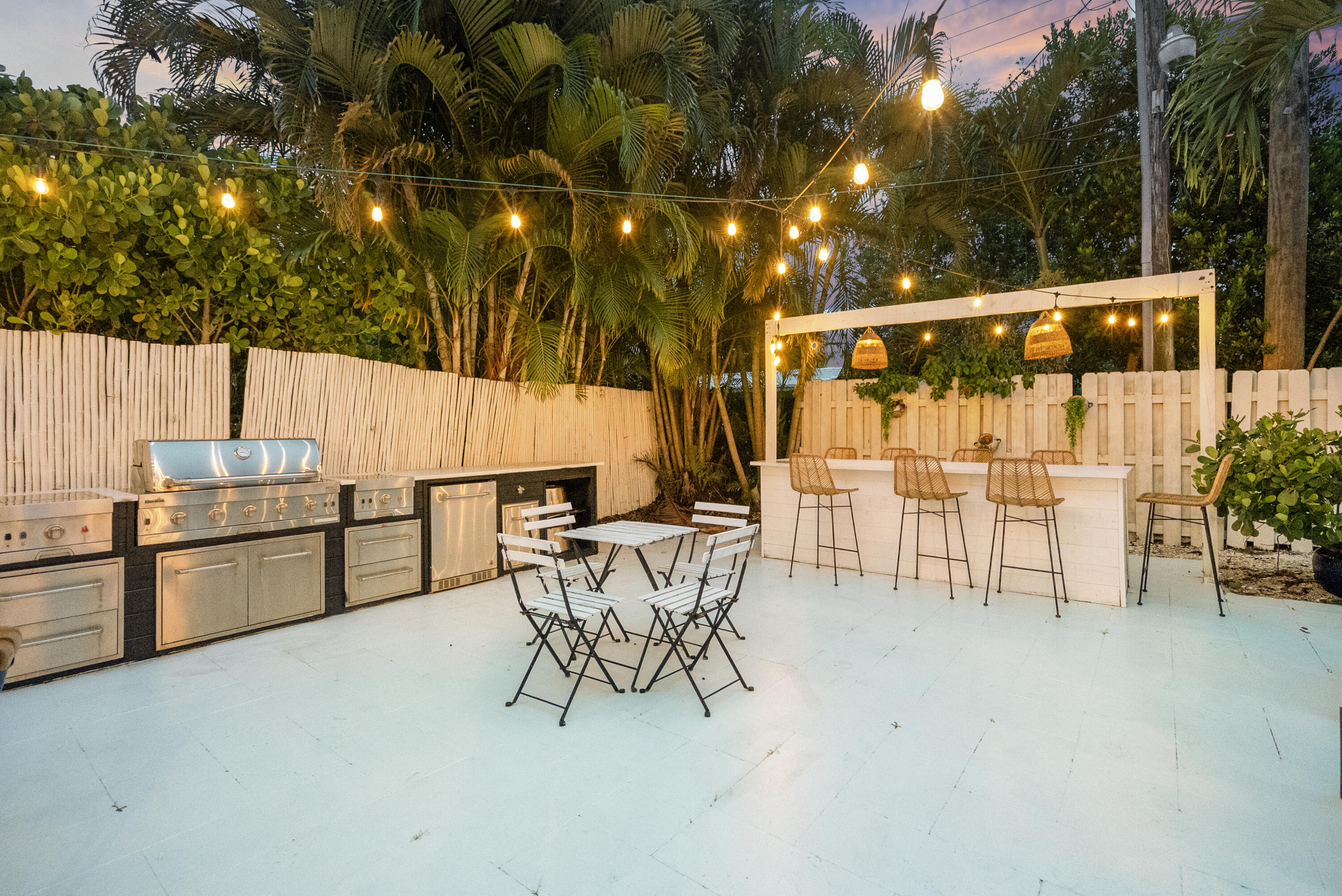 FOREST HILLS - Residential Lease