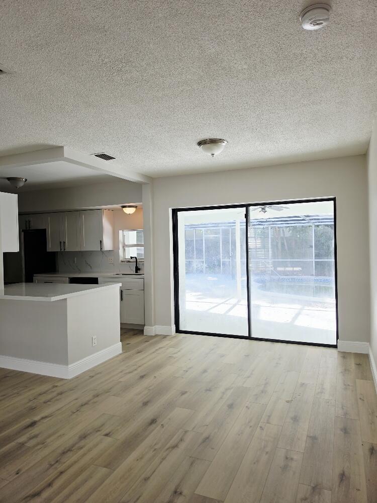 DEERFIELD BEACH ESTATES - Residential