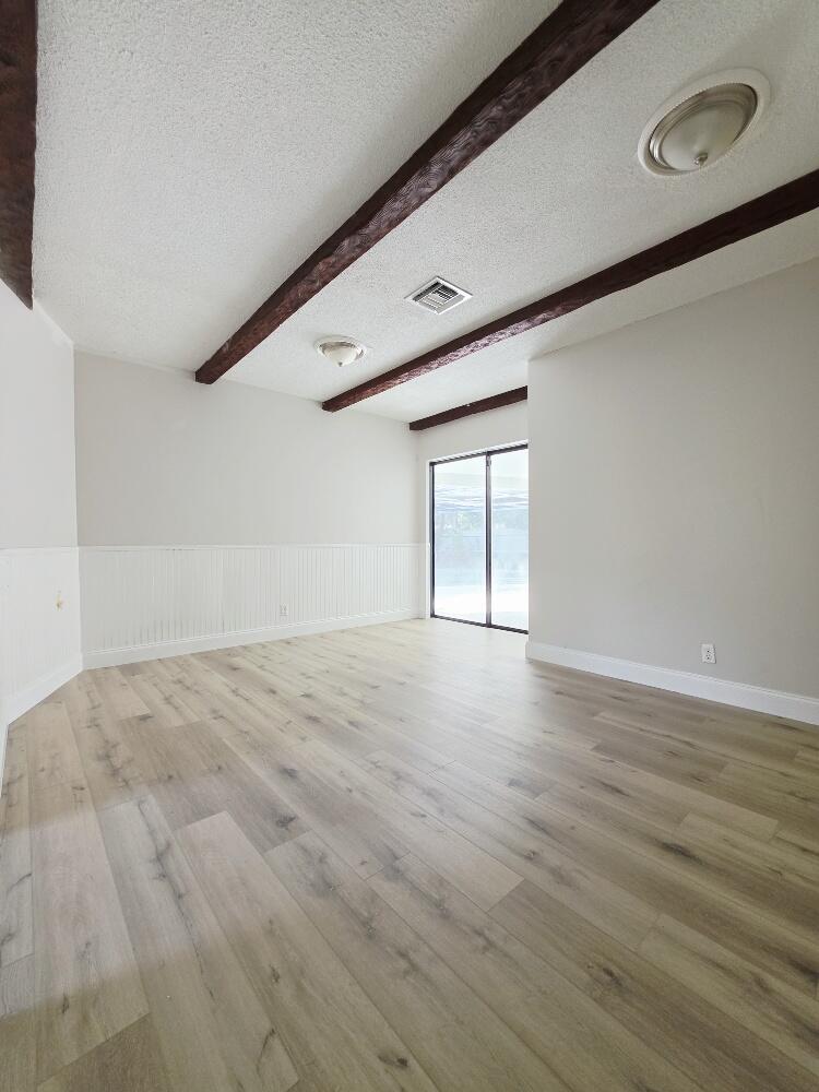 DEERFIELD BEACH ESTATES - Residential
