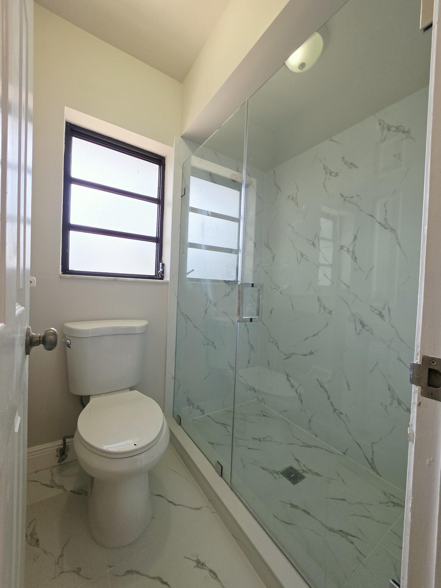 DEERFIELD BEACH ESTATES - Residential