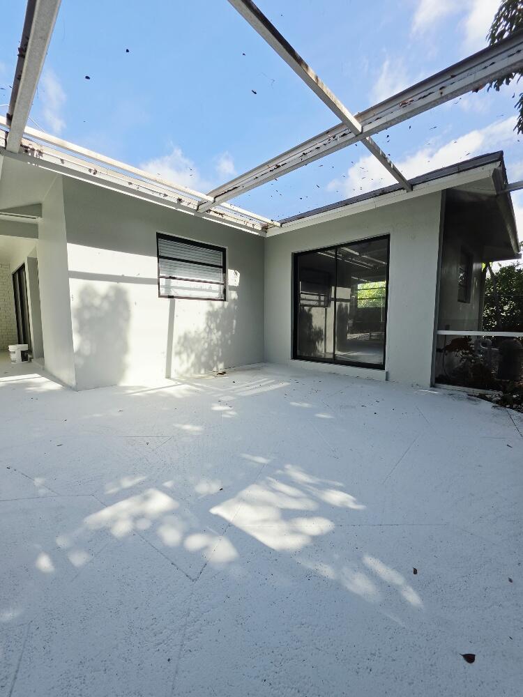 DEERFIELD BEACH ESTATES - Residential