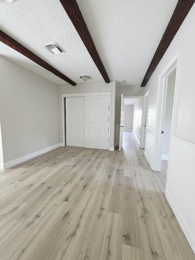 DEERFIELD BEACH ESTATES - Residential