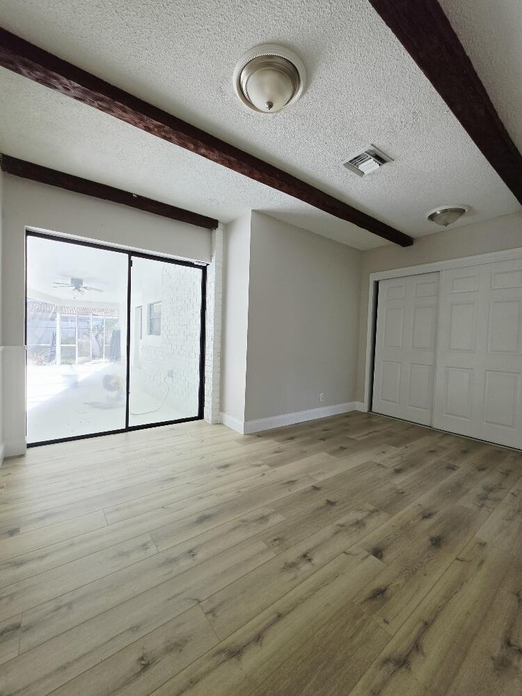 DEERFIELD BEACH ESTATES - Residential