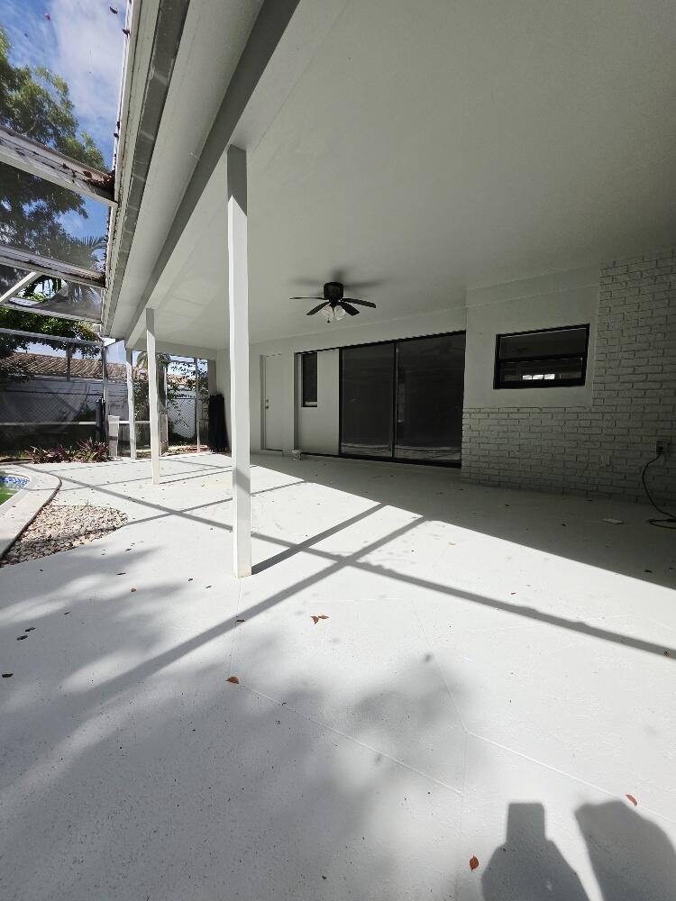 DEERFIELD BEACH ESTATES - Residential