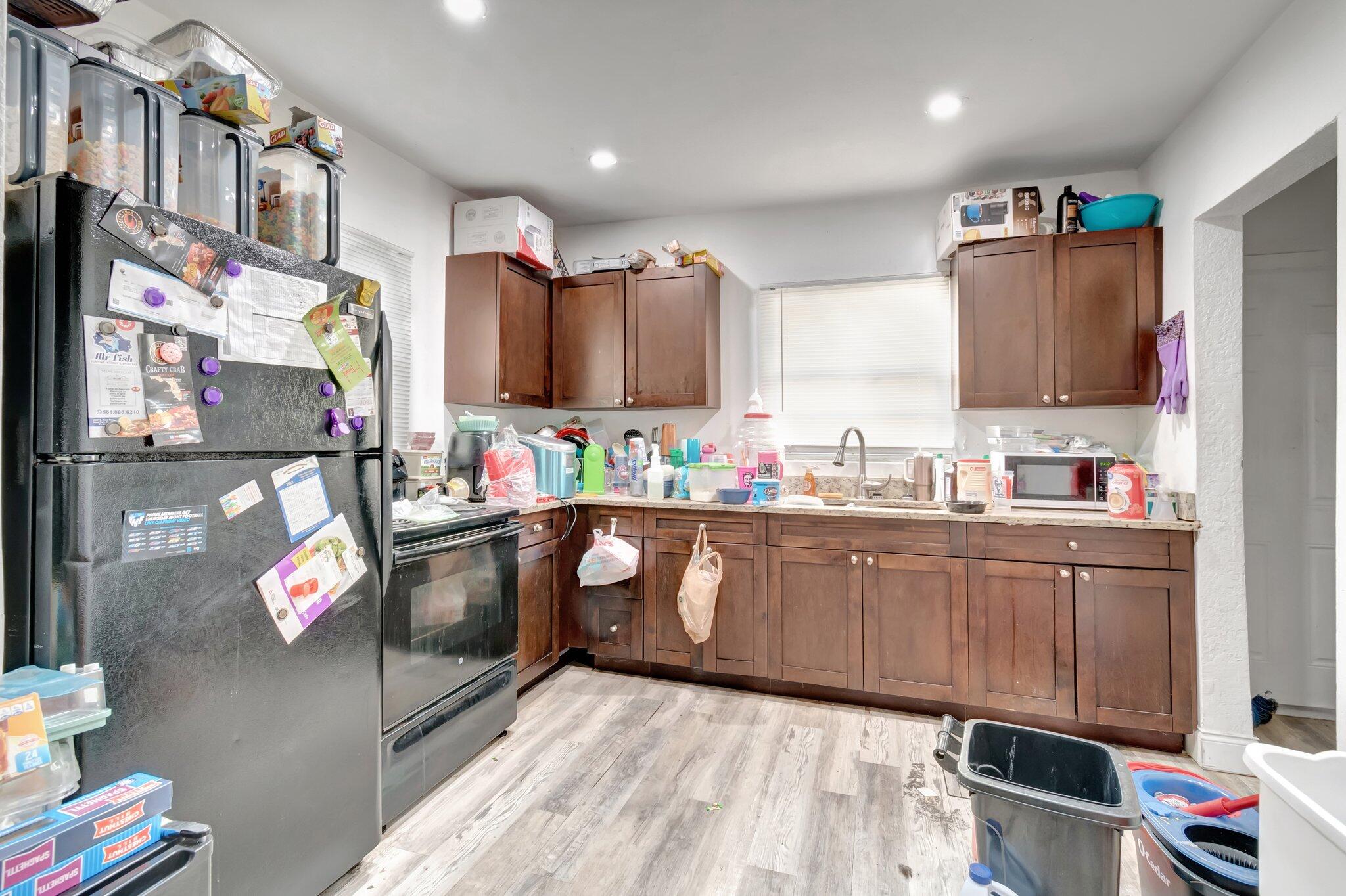 WASHINGTON HEIGHTS - Residential Income