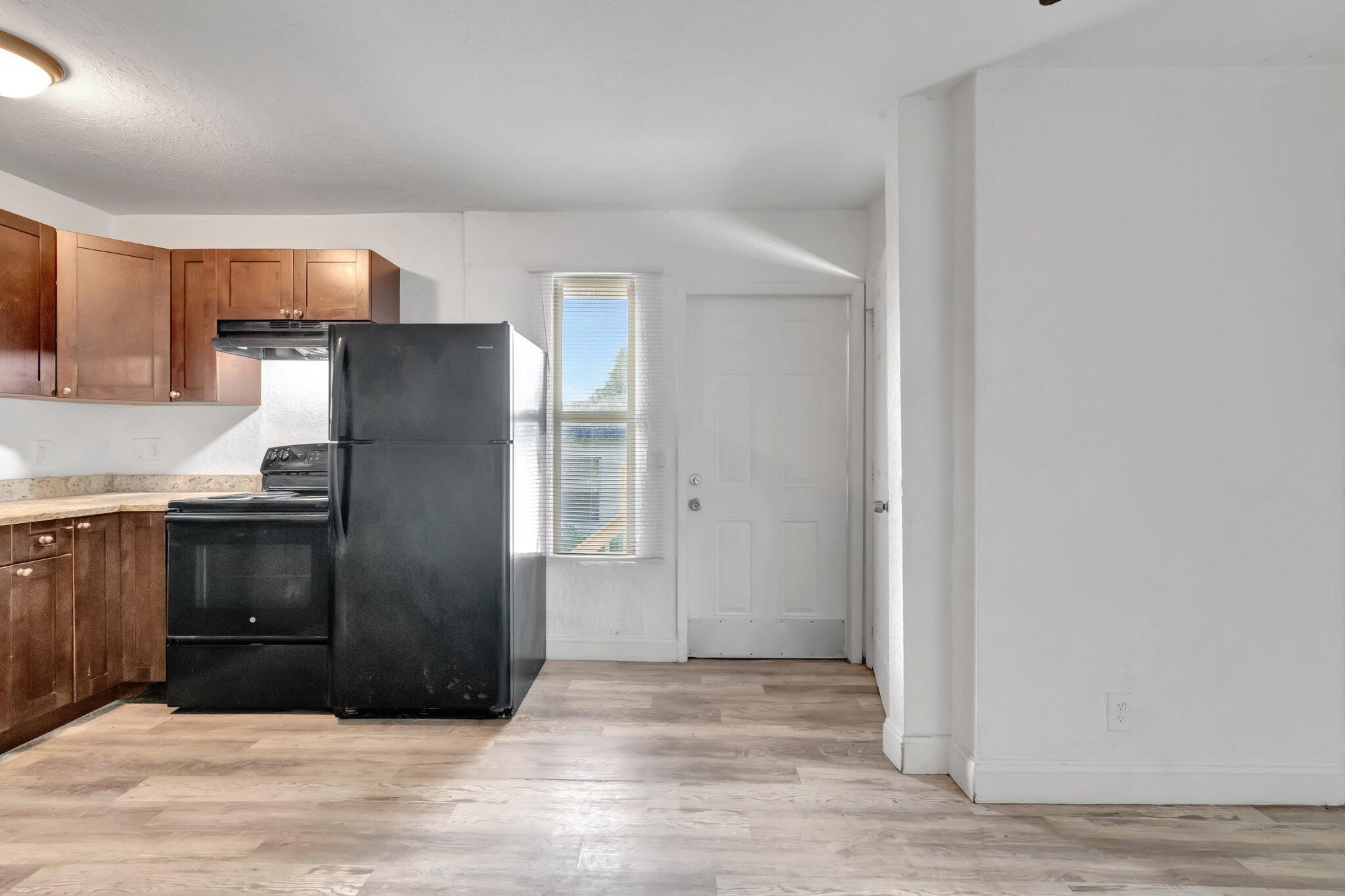 WASHINGTON HEIGHTS - Residential Income