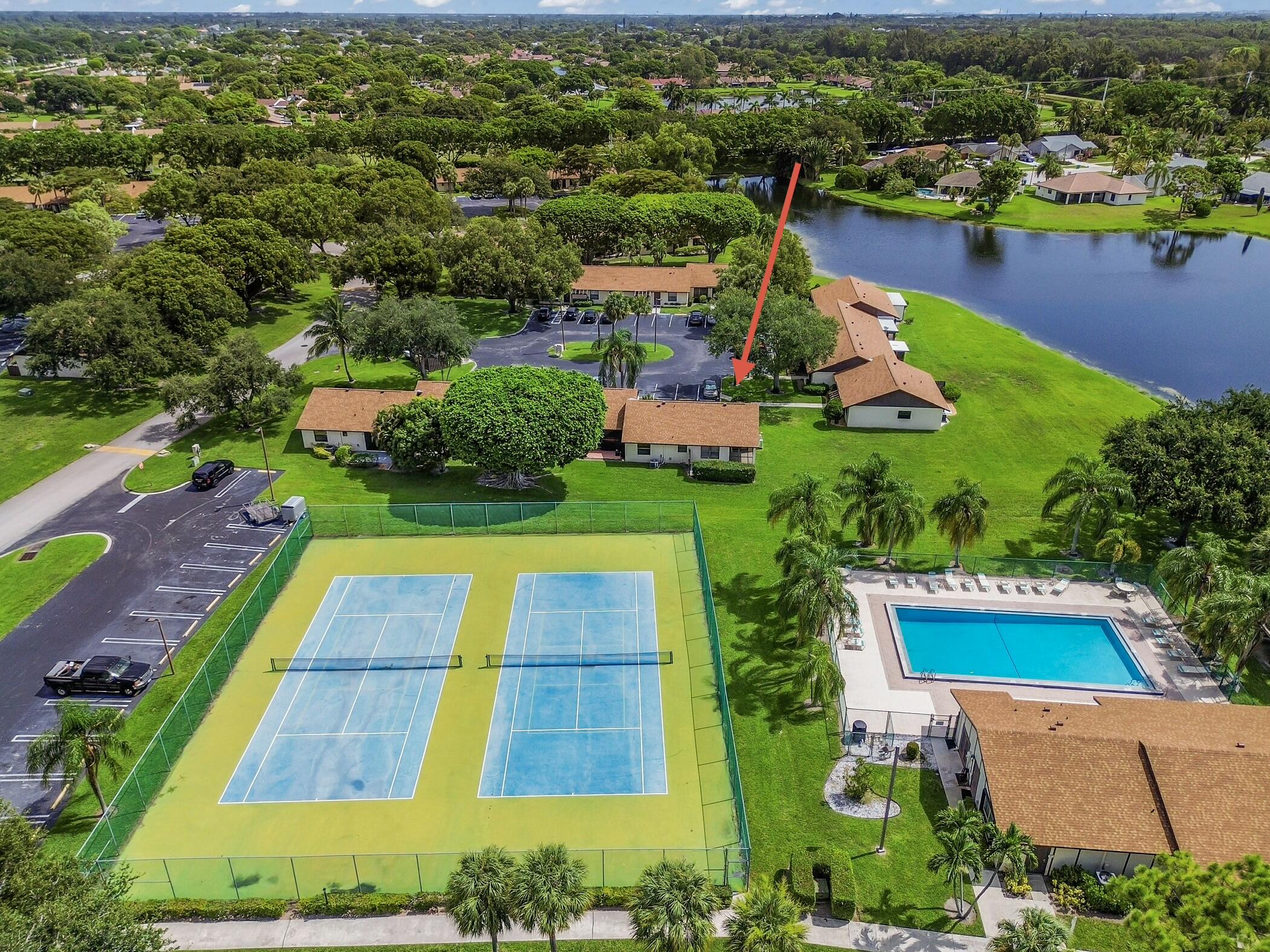 TRADEWINDS AT DOS LAGOS - Residential