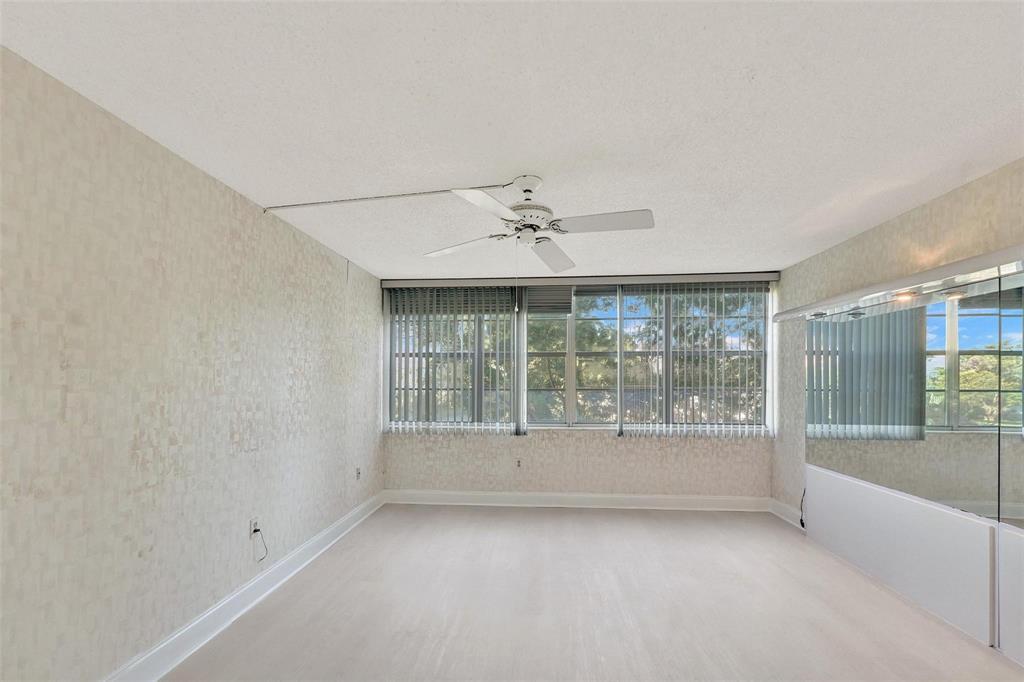 PARK PLACE CONDOMINIUM NO FIVE - Residential