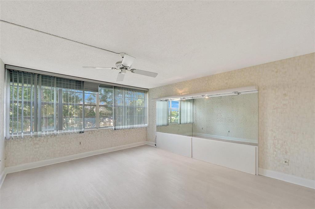 PARK PLACE CONDOMINIUM NO FIVE - Residential
