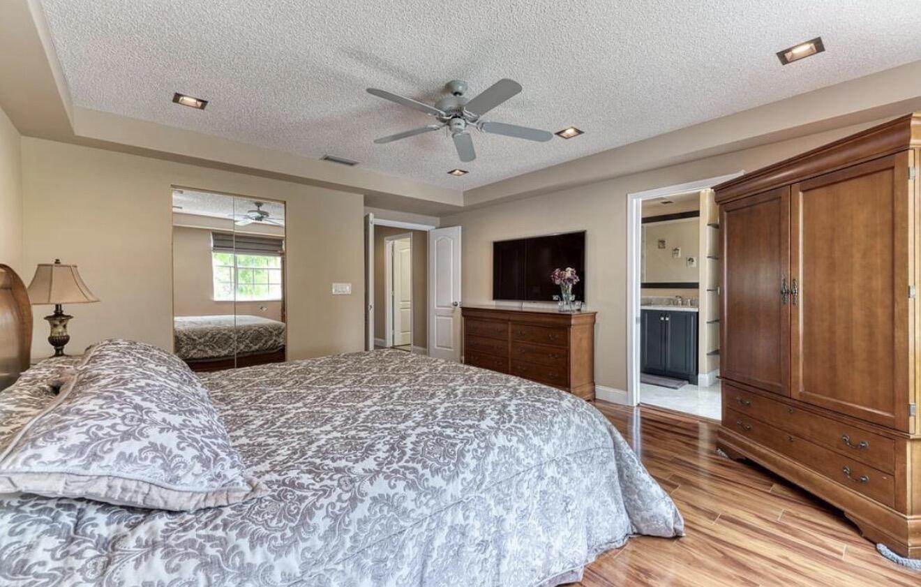 BOCA GARDENS 3 - Residential Lease