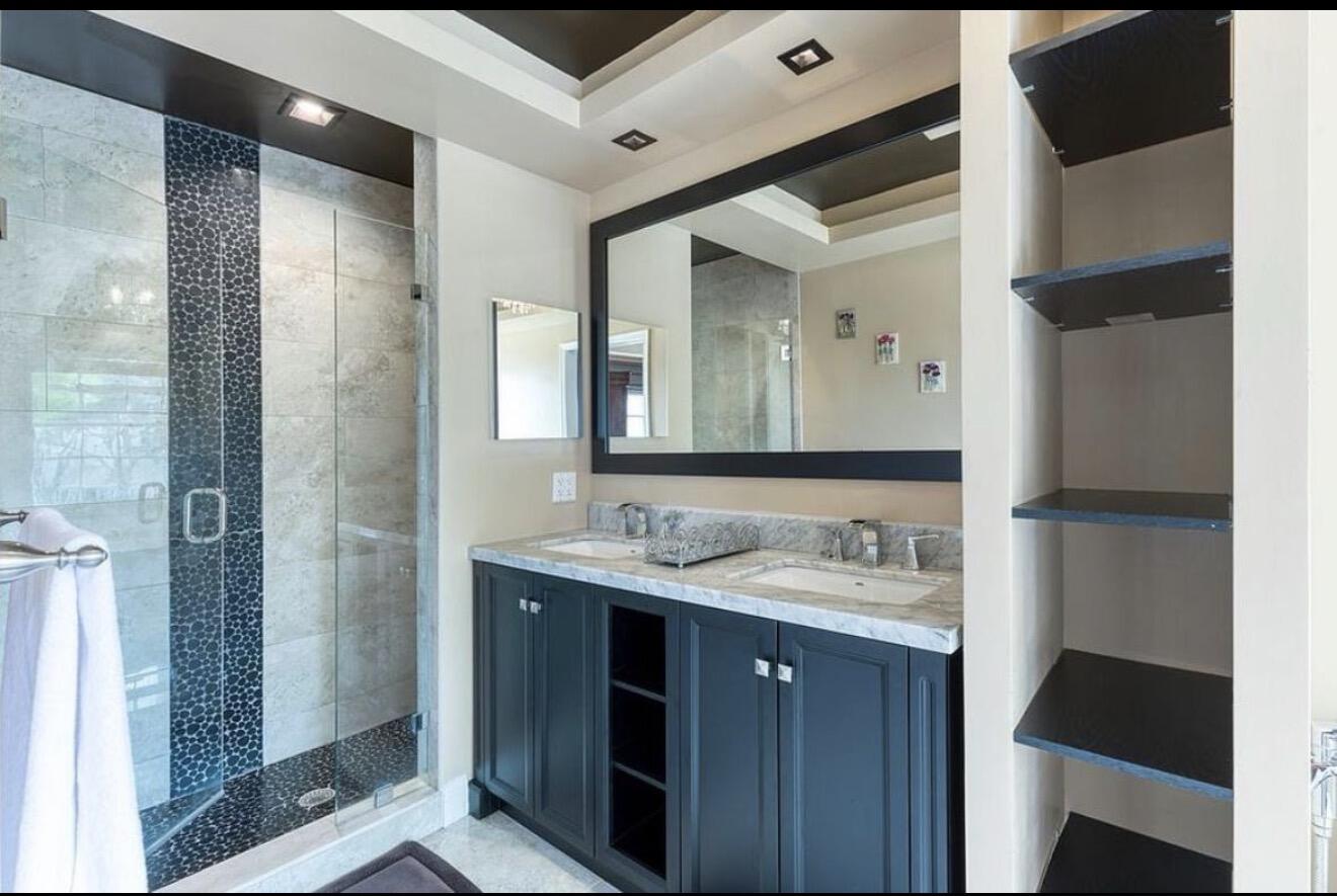 BOCA GARDENS 3 - Residential Lease