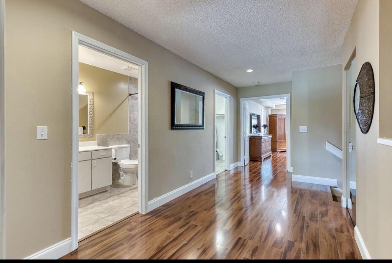 BOCA GARDENS 3 - Residential Lease