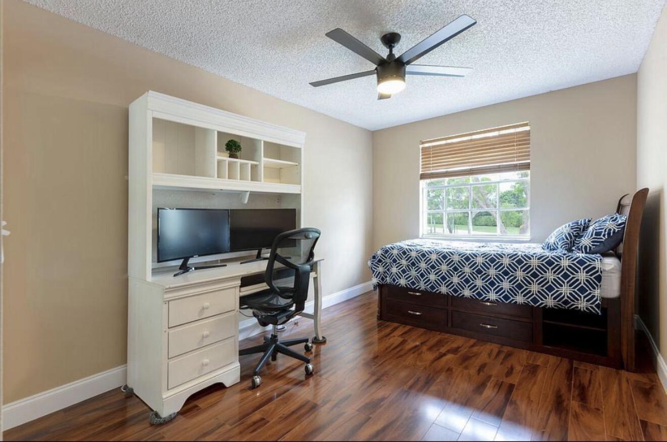 BOCA GARDENS 3 - Residential Lease