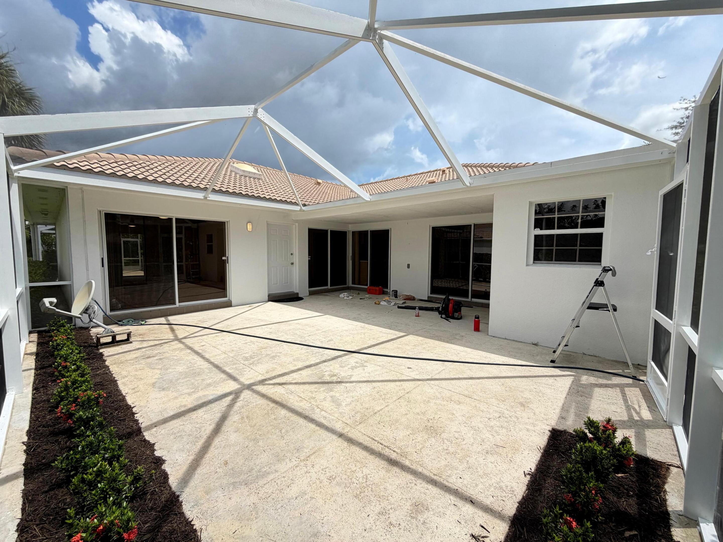OAKS-SUNTERRACE 3 - Residential Lease